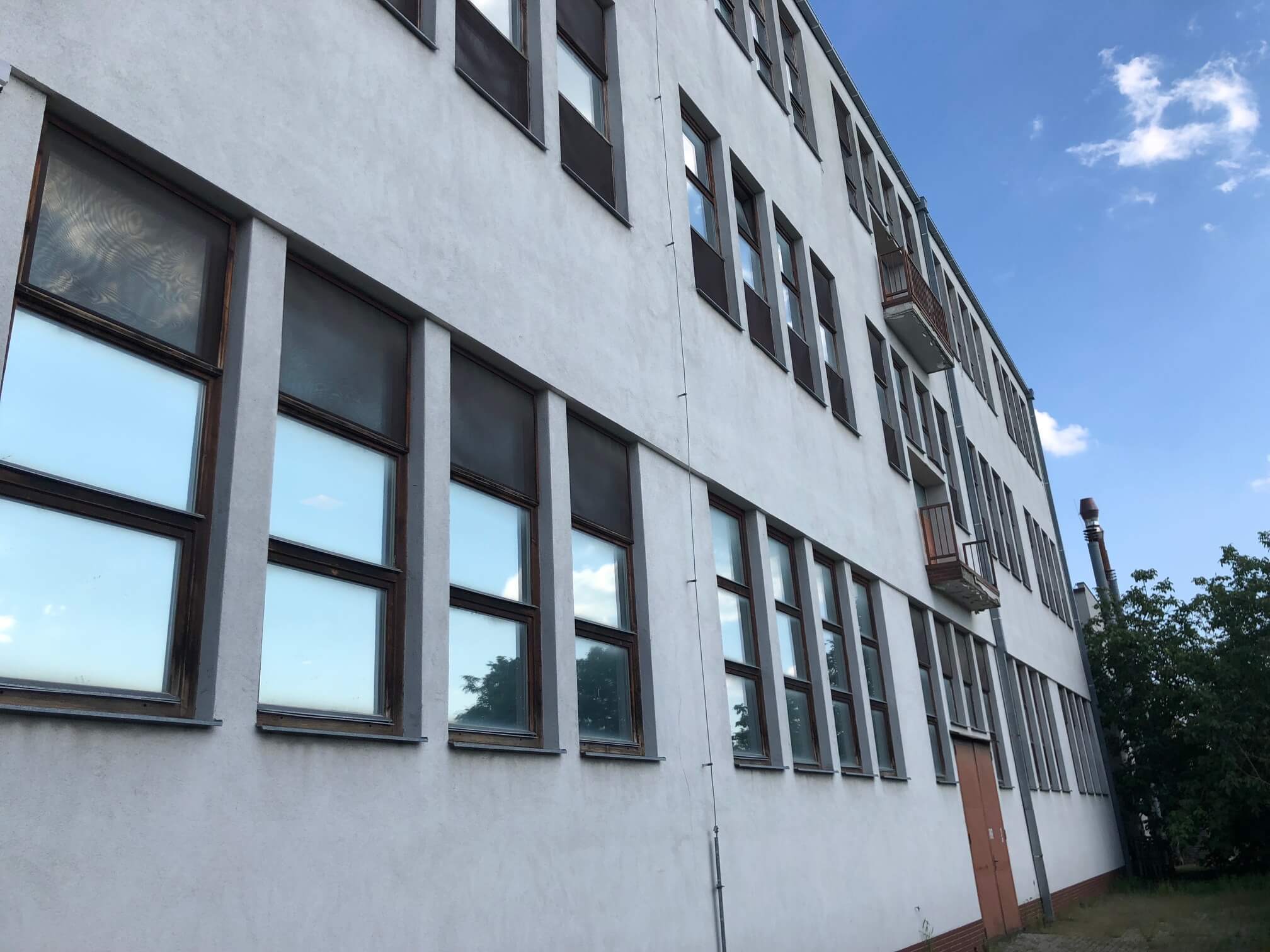 Na predaj Budova skladov a výrobne v Dunajskej Strede, Drevárska, pozemok 2272m2, spolu 4 podlažia 4767m2-24