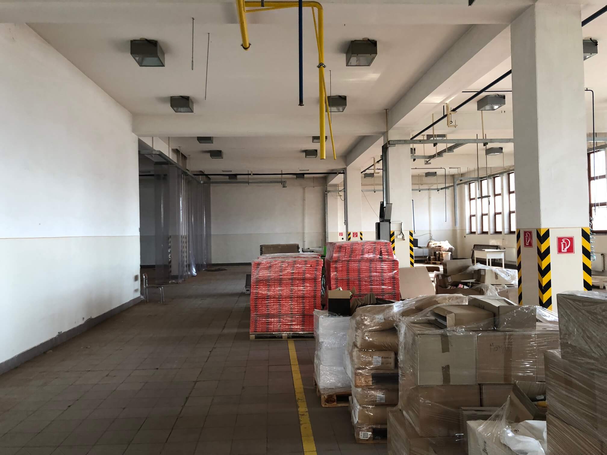 Na predaj Budova skladov a výrobne v Dunajskej Strede, Drevárska, pozemok 2272m2, spolu 4 podlažia 4767m2-14
