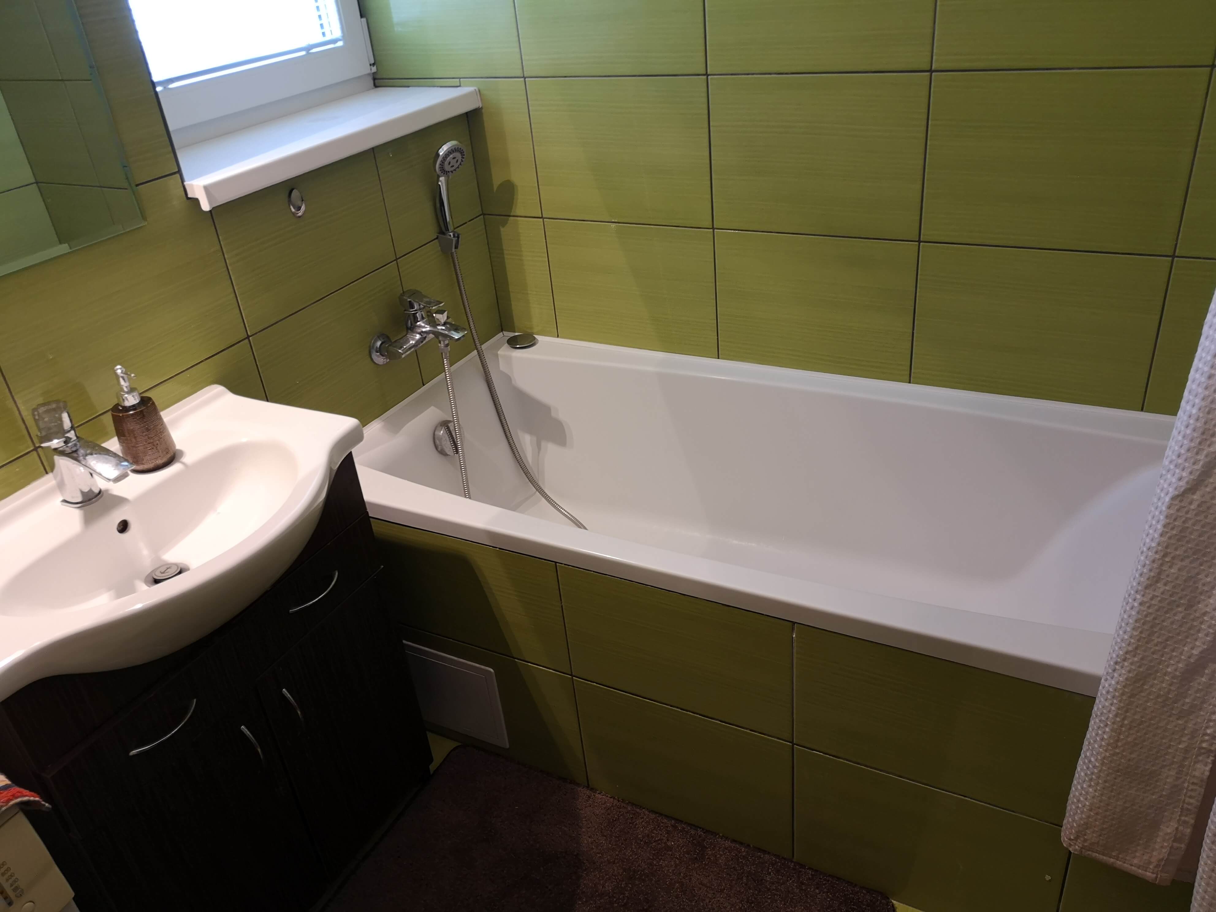 Predané: 3izb. byt Komplet novo zariadeny + zrekonstruovany ,Parkovacie miesto v cene.-13