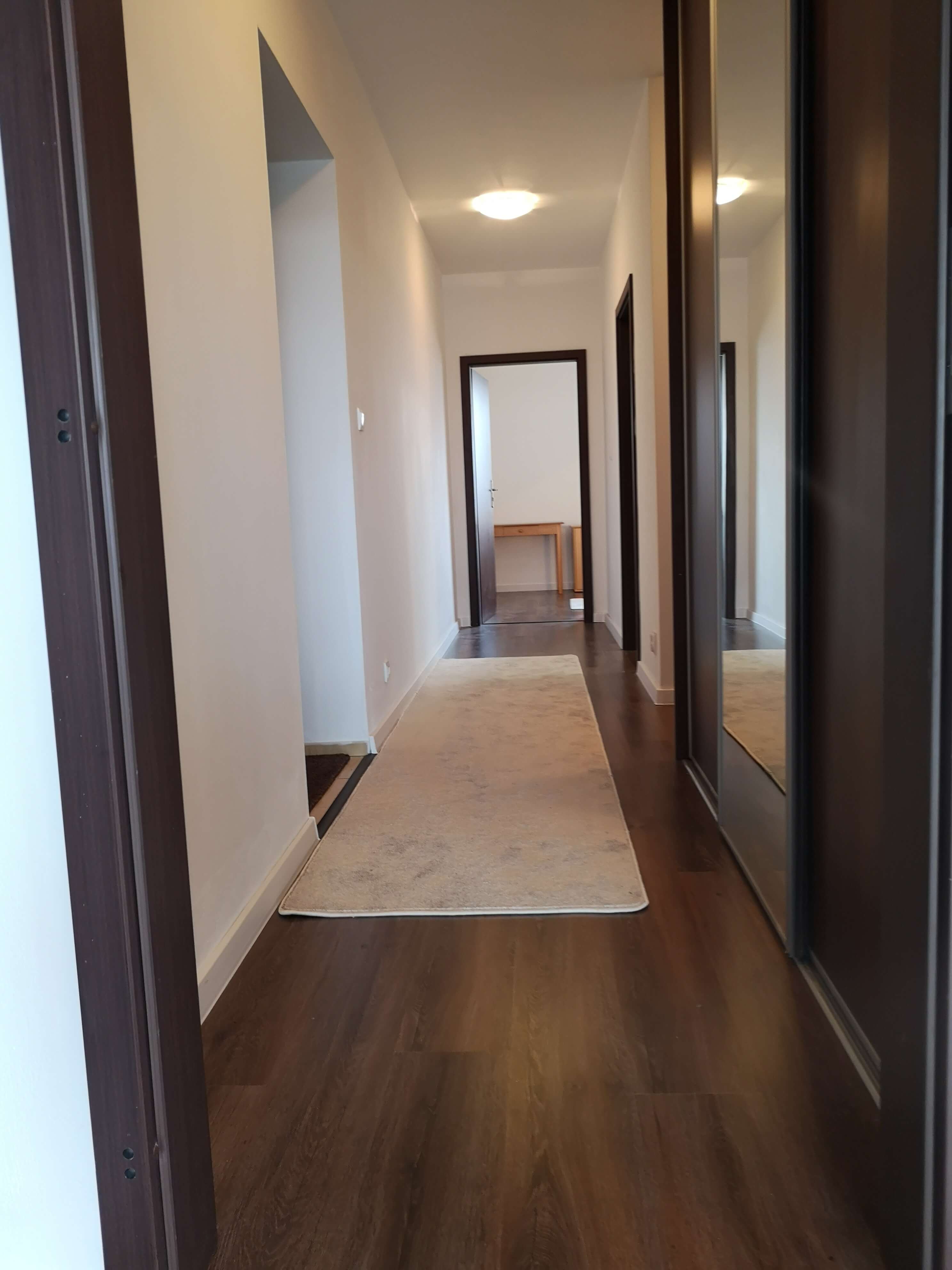 Predané: 3izb. byt Komplet novo zariadeny + zrekonstruovany ,Parkovacie miesto v cene.-12