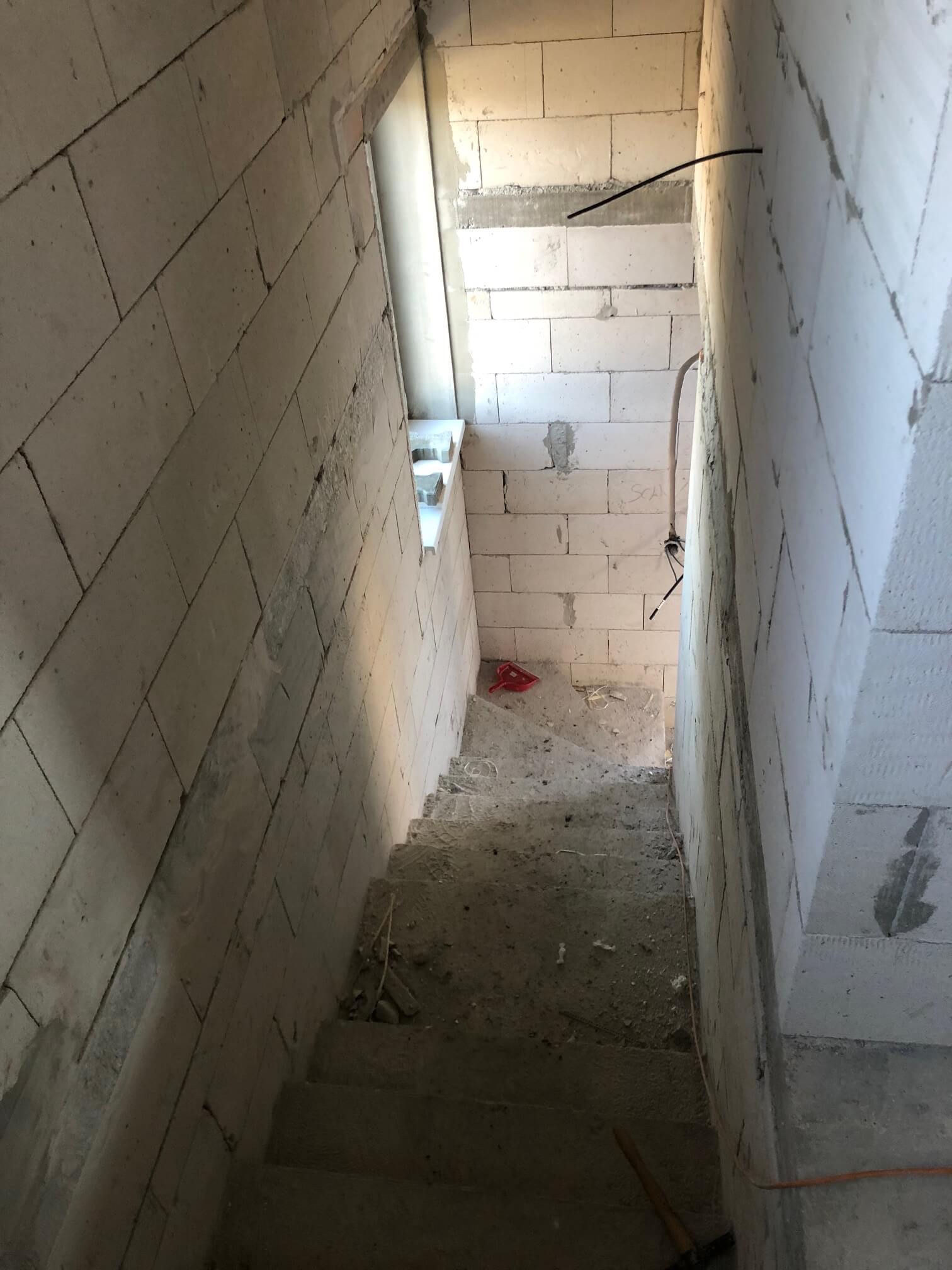 Predané: RD s 2 bytovými jednotkami, Novostavba v Dunajskej Lužnej, 2X: 4 izbový,pozemok 422m2,úžitkova 106m2-34