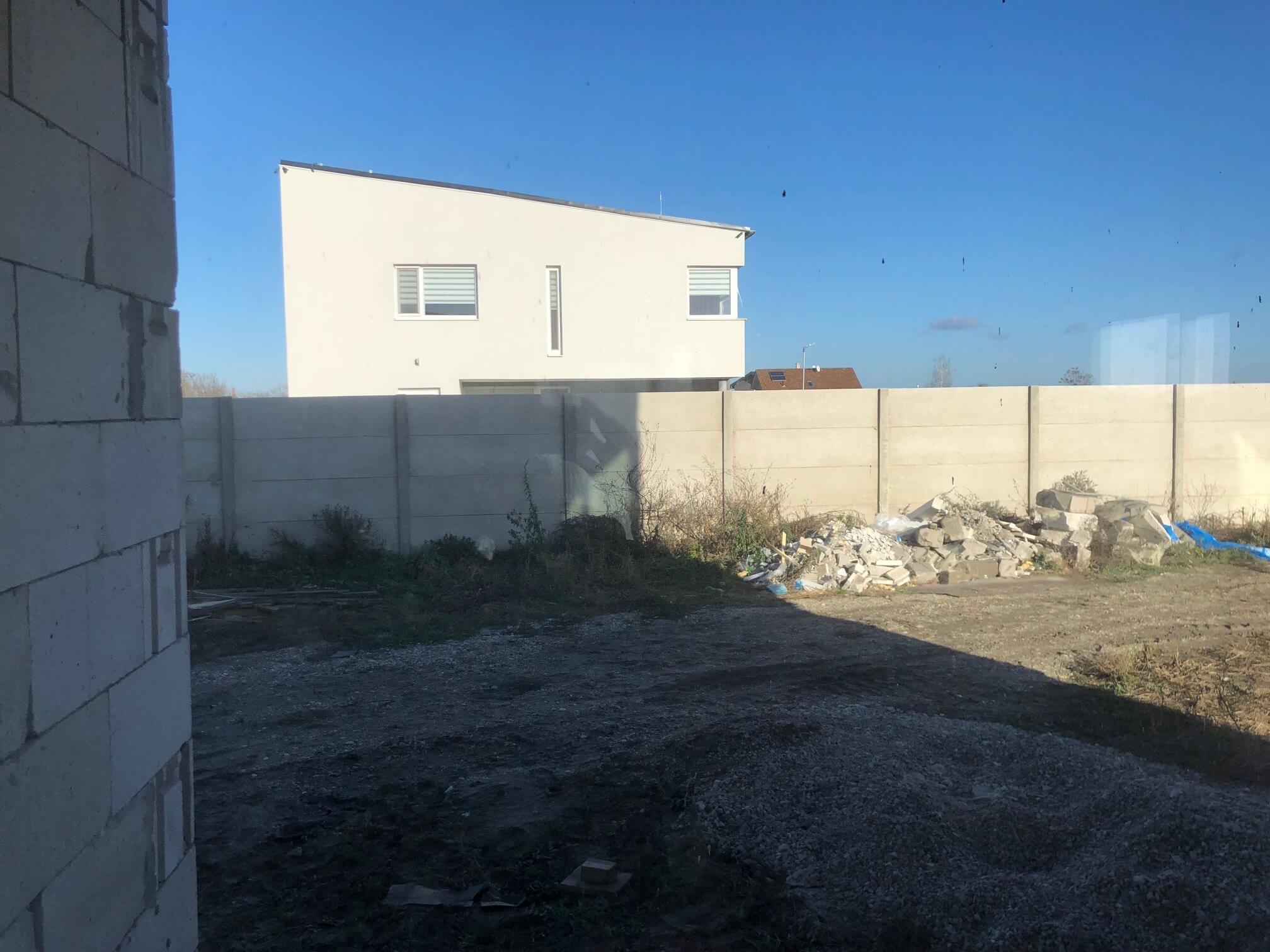 Predané: RD s 2 bytovými jednotkami, Novostavba v Dunajskej Lužnej, 2X: 4 izbový,pozemok 422m2,úžitkova 106m2-31