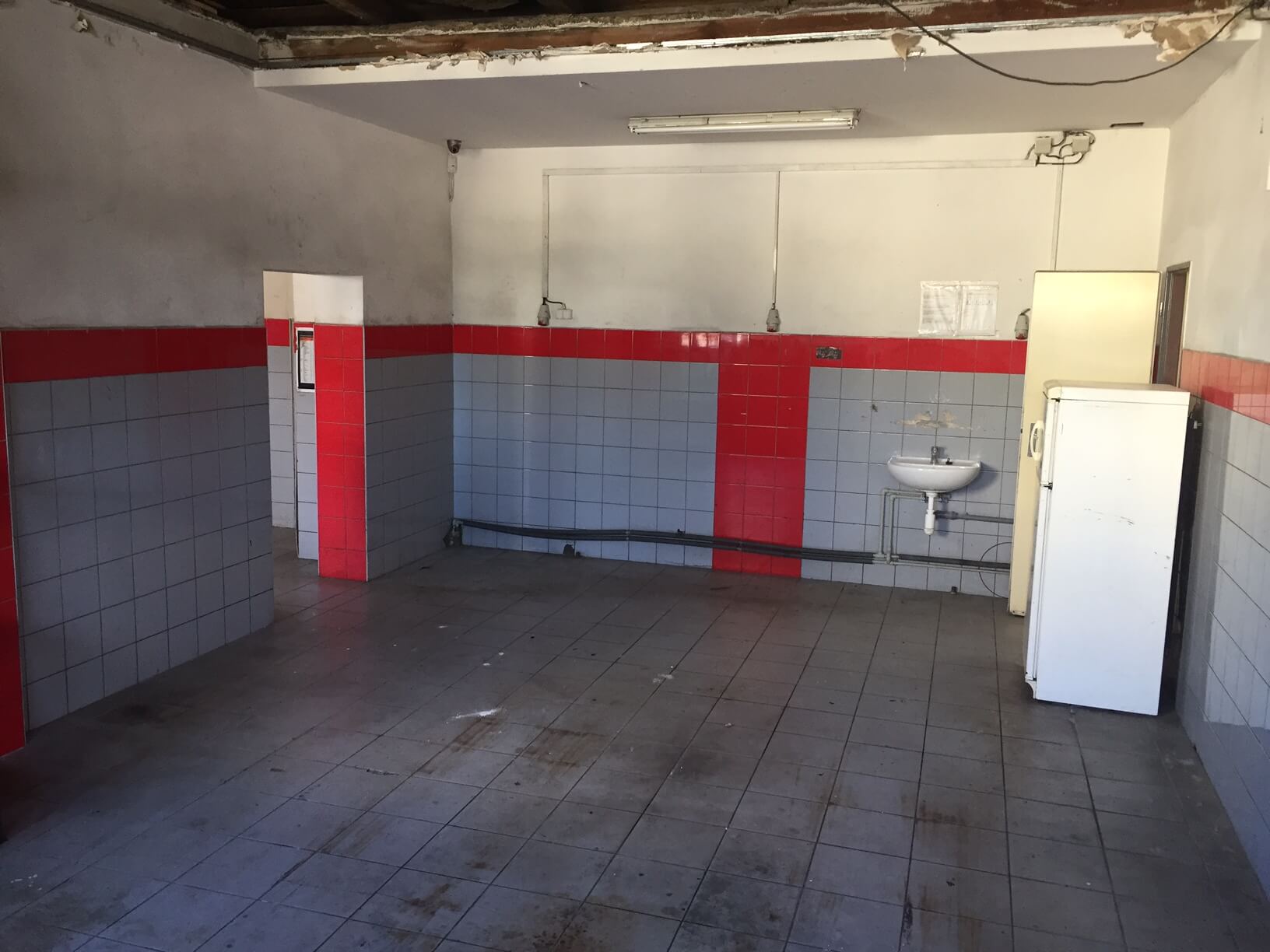 Predané: Predaj obchodného priestoru, najlepšie pre Autoservis, Pezinok, Ulica Mýtna/Šenkvická cesta. 240 m2-26