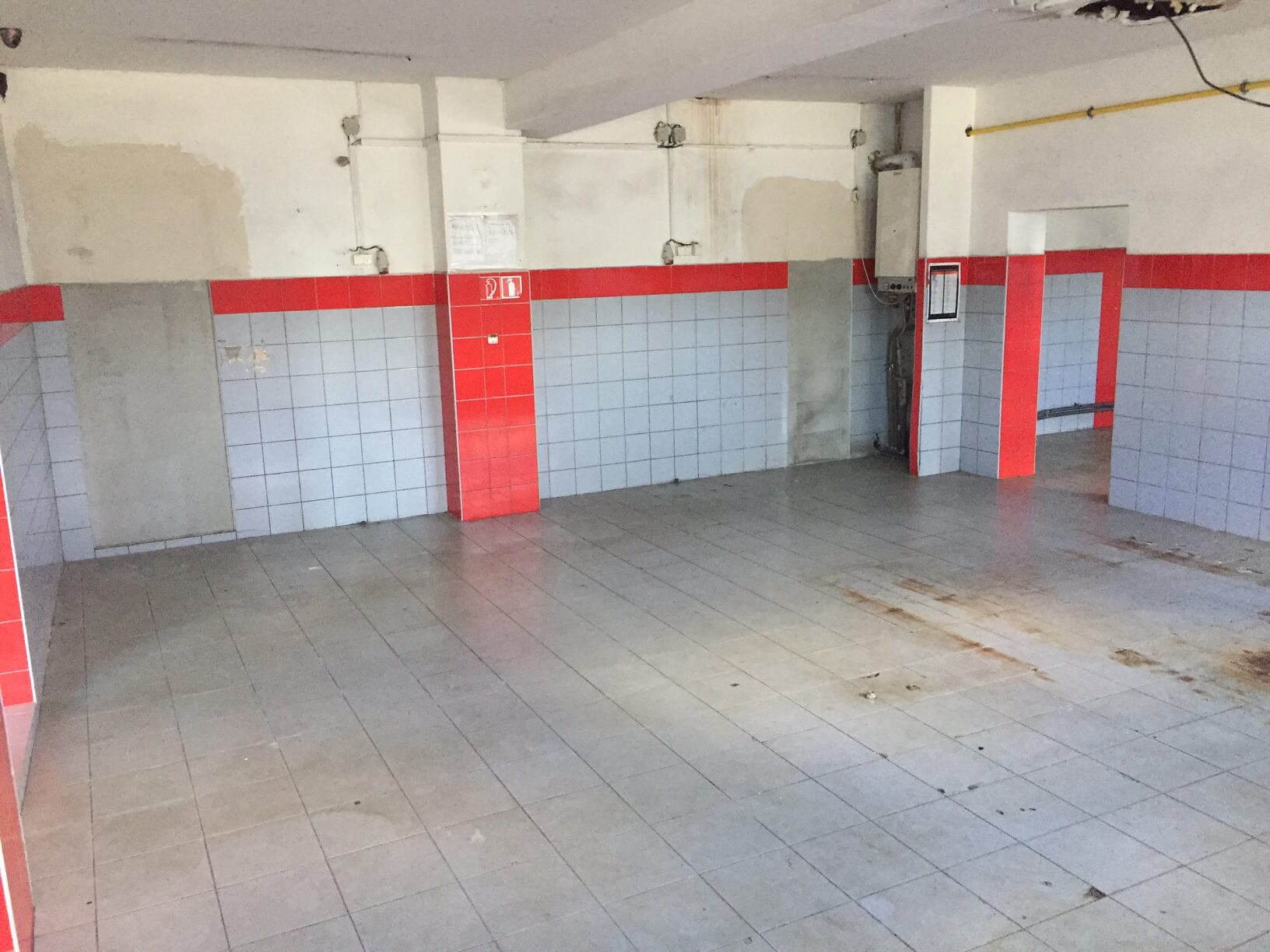 Predané: Predaj obchodného priestoru, najlepšie pre Autoservis, Pezinok, Ulica Mýtna/Šenkvická cesta. 240 m2-13