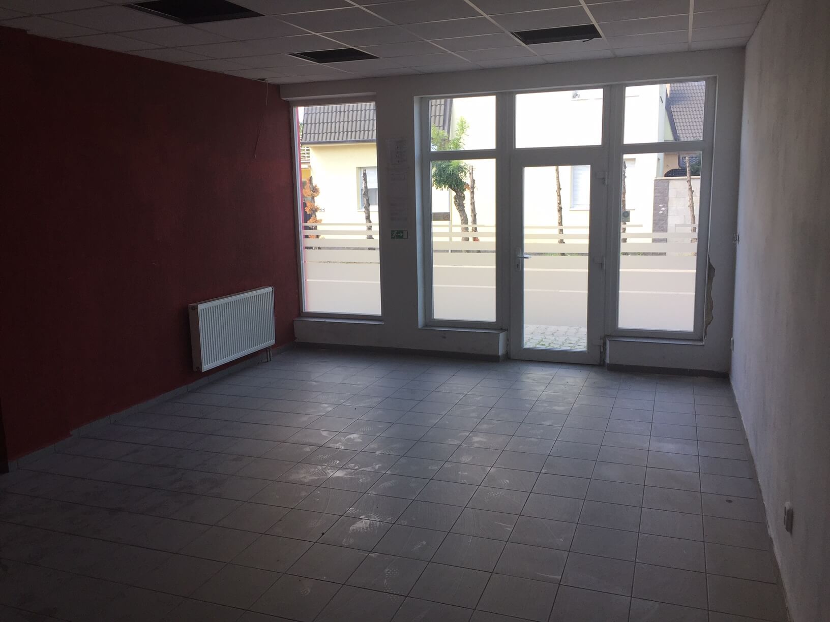 Predané: Predaj obchodného priestoru, najlepšie pre Autoservis, Pezinok, Ulica Mýtna/Šenkvická cesta. 240 m2-11