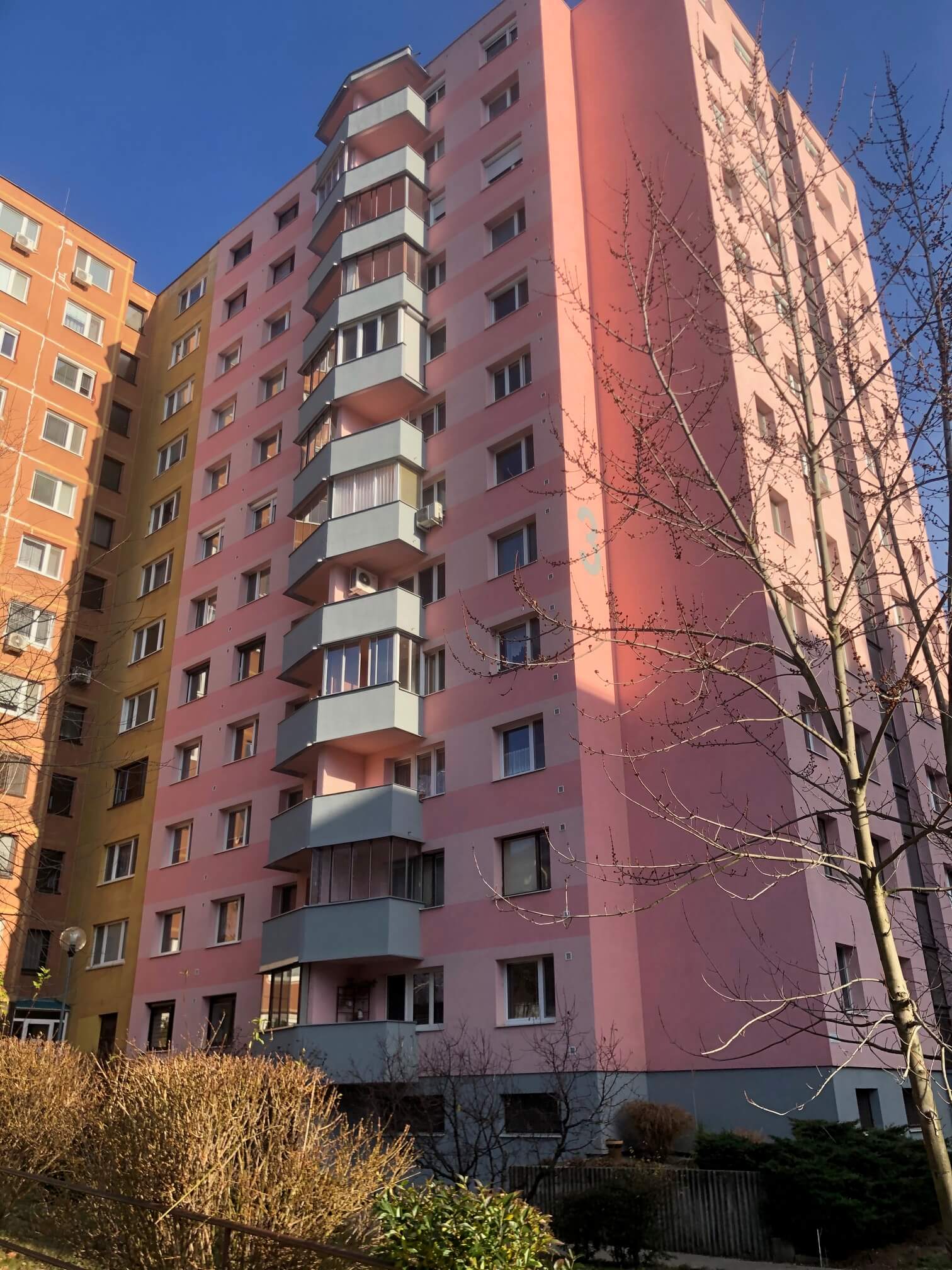 Predané: Exkluzívne na predaj 3 izbový byt, Devínska Nová Ves, Jána Poničana 3, 65m2, balkon 4m2,klimatizácia-13