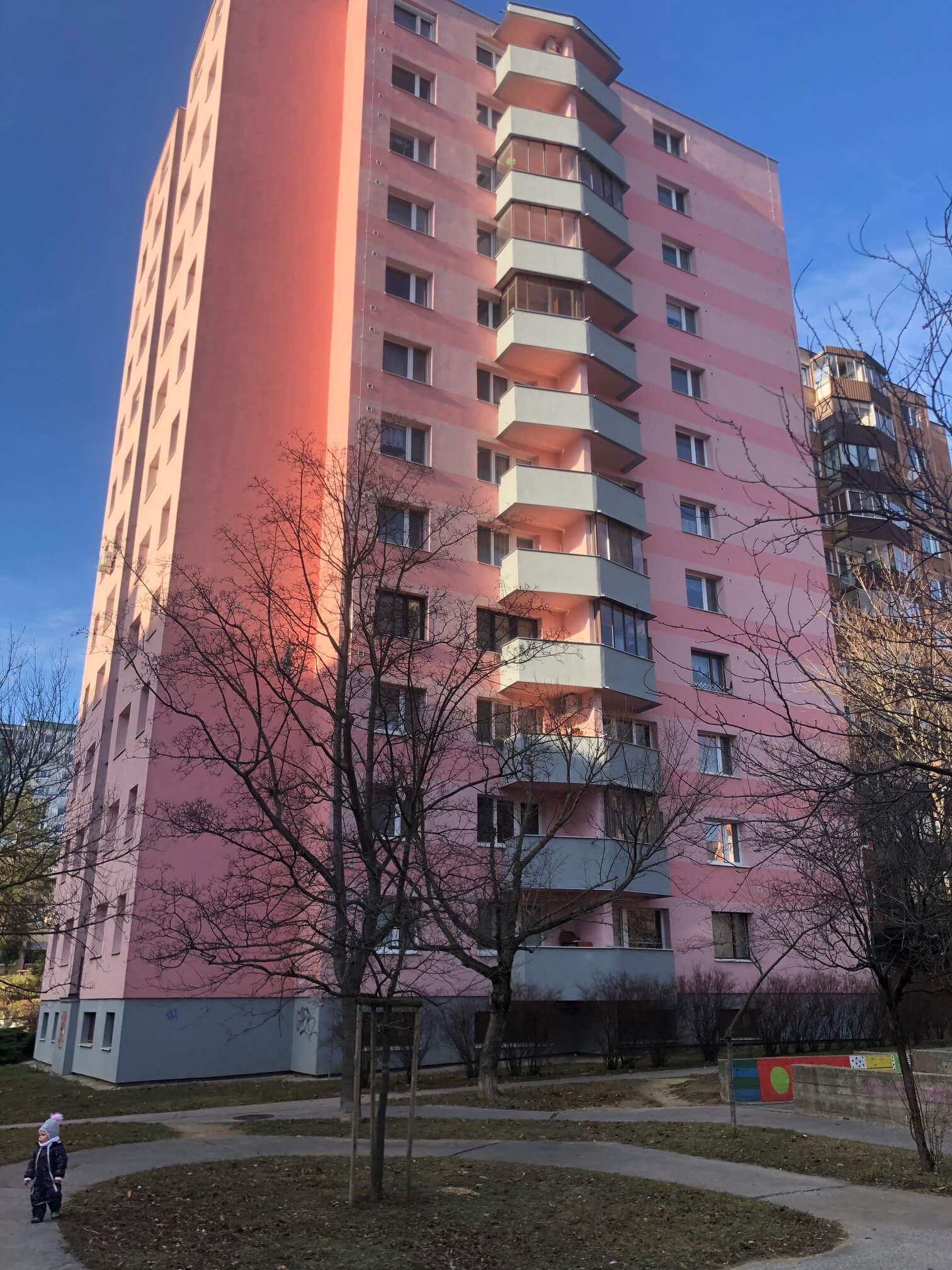 Predané: Exkluzívne na predaj 3 izbový byt, Devínska Nová Ves, Jána Poničana 3, 65m2, balkon 4m2,klimatizácia-9