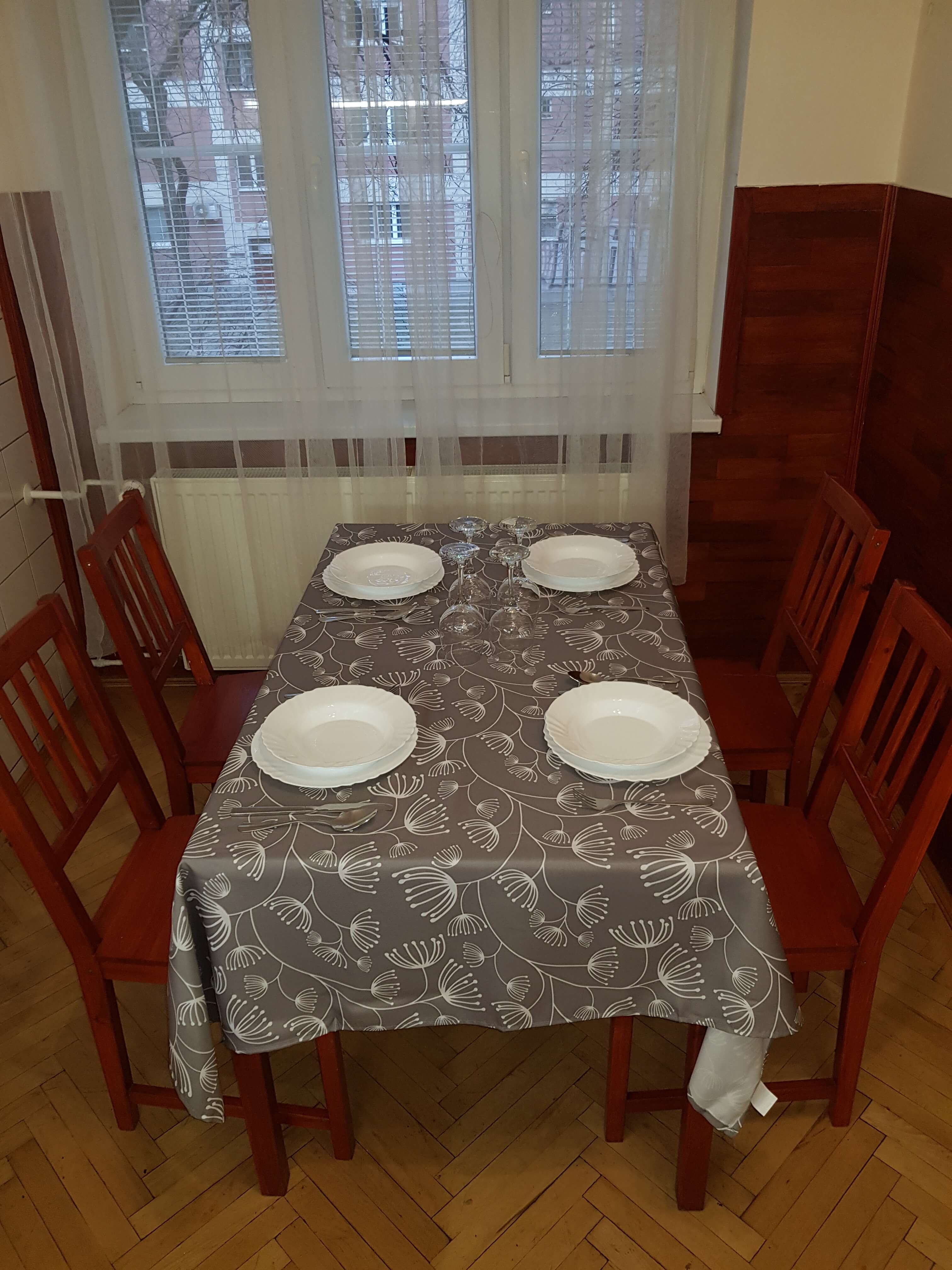 Prenajaté: Prenájom jednej izby v 2 izb. byte, staré mesto, Šancová ulica, Bratislava, 80m2, zariadený-30