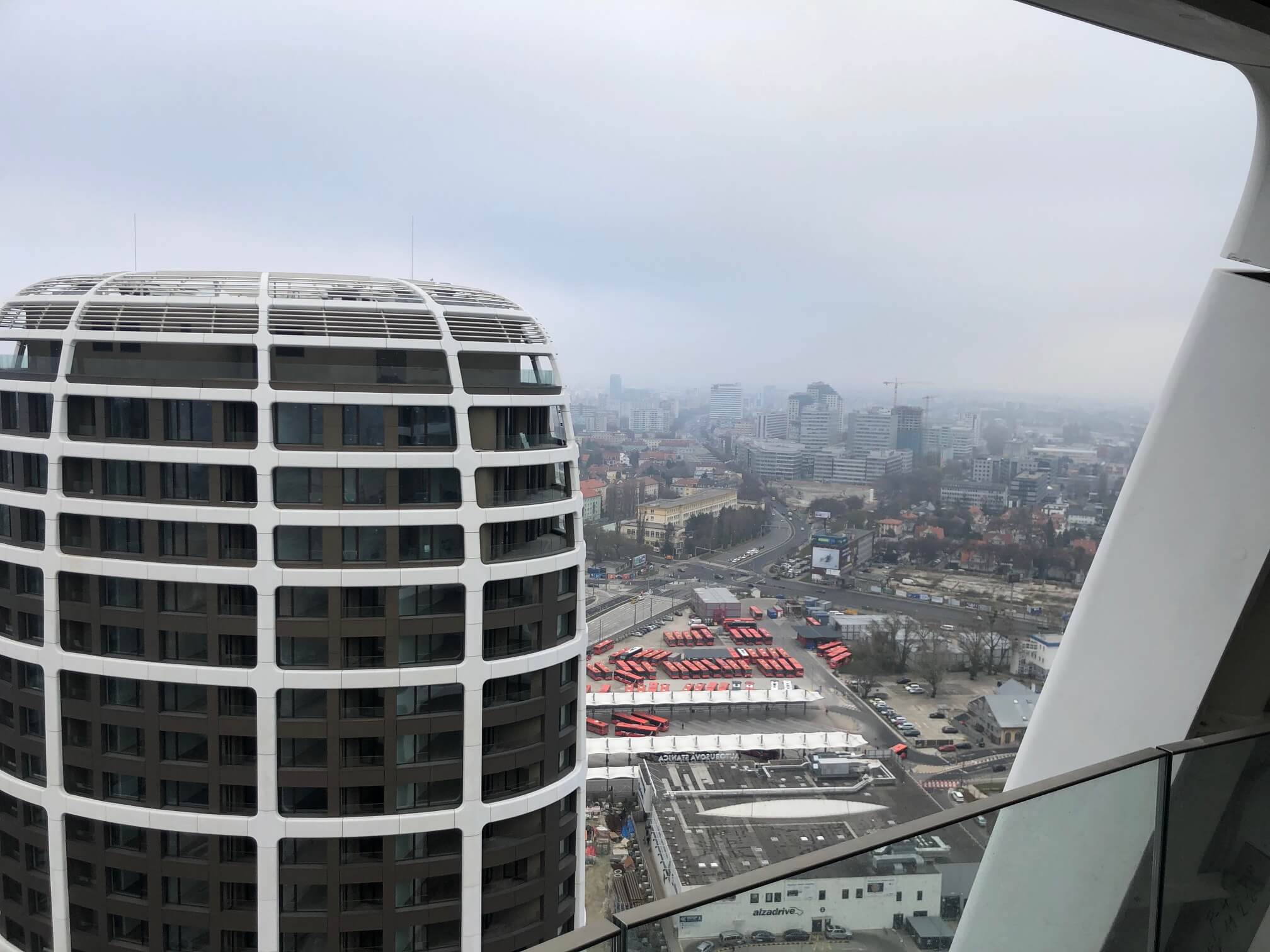 Predané: 2 izbový byt v Sky parku, I Veža, 6 nadzemné podlažie, úžitková 46,28 m2 ,Loggia 4,75m2, parkovanie-3