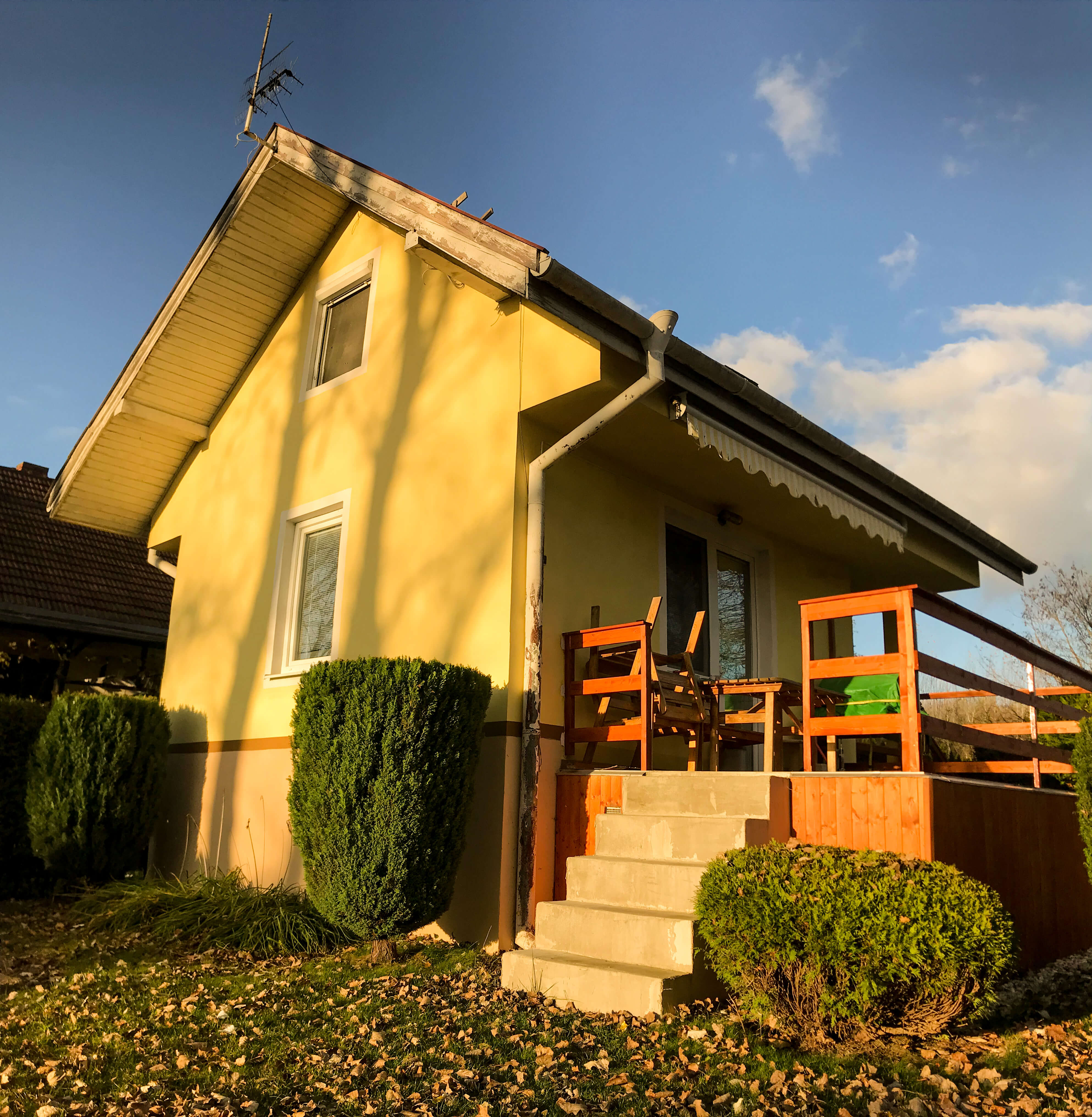 Predané: Exkluzívne 3 izbová chata o výmere 70m2 s 300m2 pozemkom, 2 podložná, v Gabčíkove pri hrádzi, kompe-43