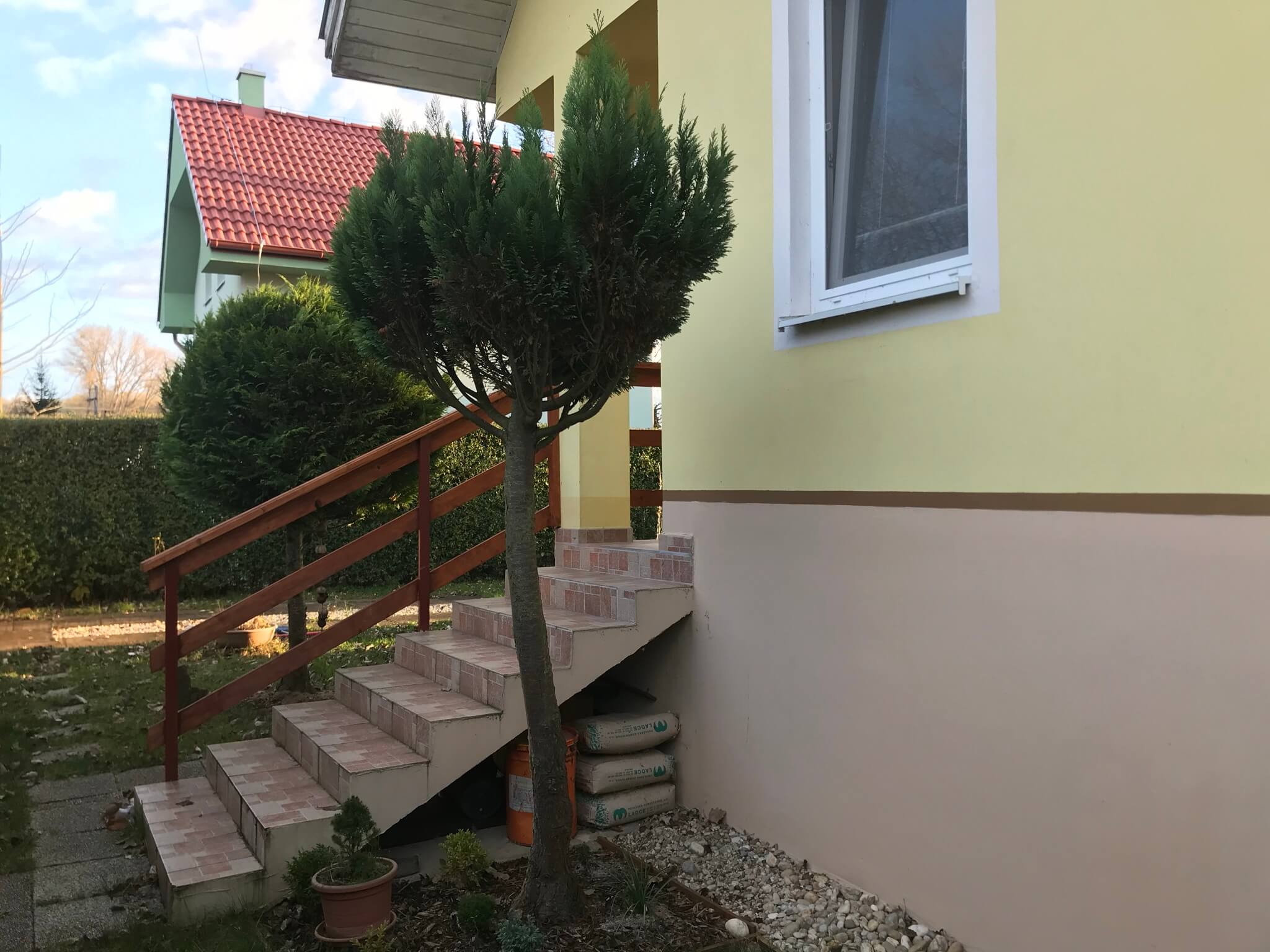 Predané: Exkluzívne 3 izbová chata o výmere 70m2 s 300m2 pozemkom, 2 podložná, v Gabčíkove pri hrádzi, kompe-32