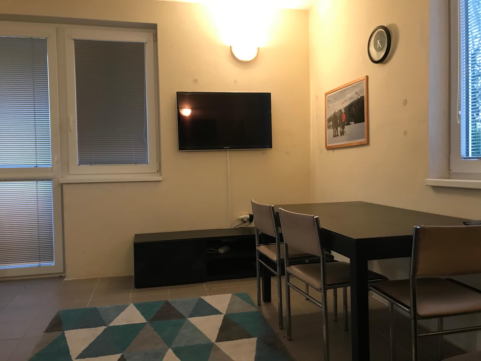 Predané: Exkluzívne 3 izbová chata o výmere 70m2 s 300m2 pozemkom, 2 podložná, v Gabčíkove pri hrádzi, kompe-18