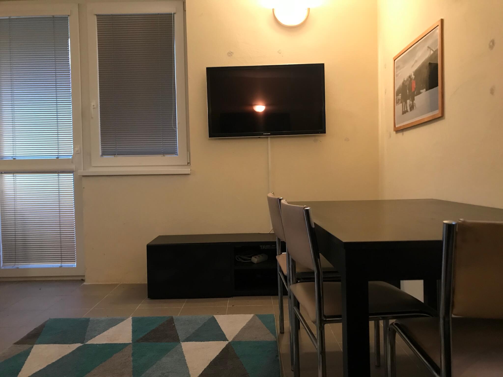 Predané: Exkluzívne 3 izbová chata o výmere 70m2 s 300m2 pozemkom, 2 podložná, v Gabčíkove pri hrádzi, kompe-17