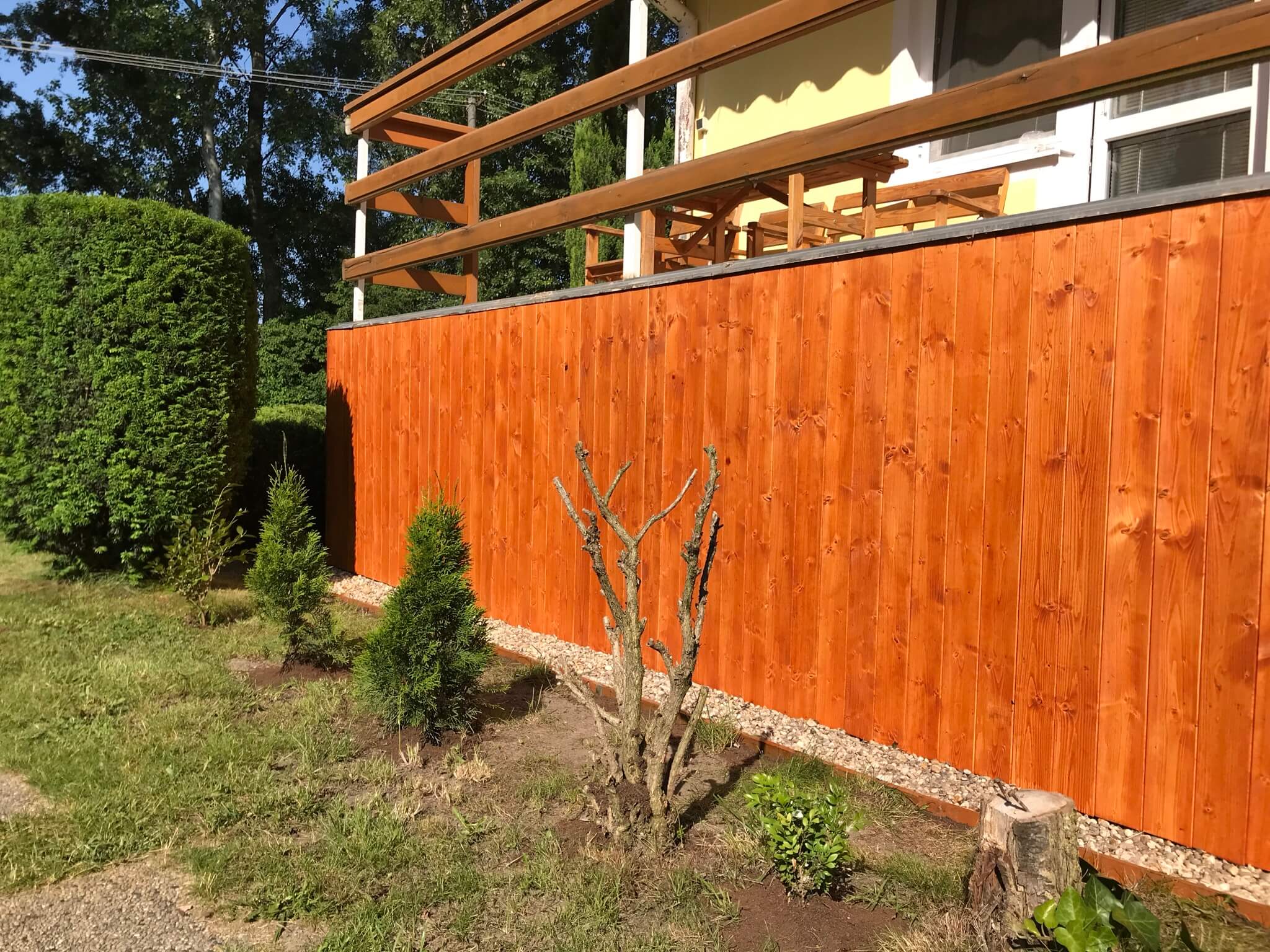 Predané: Exkluzívne 3 izbová chata o výmere 70m2 s 300m2 pozemkom, 2 podložná, v Gabčíkove pri hrádzi, kompe-6