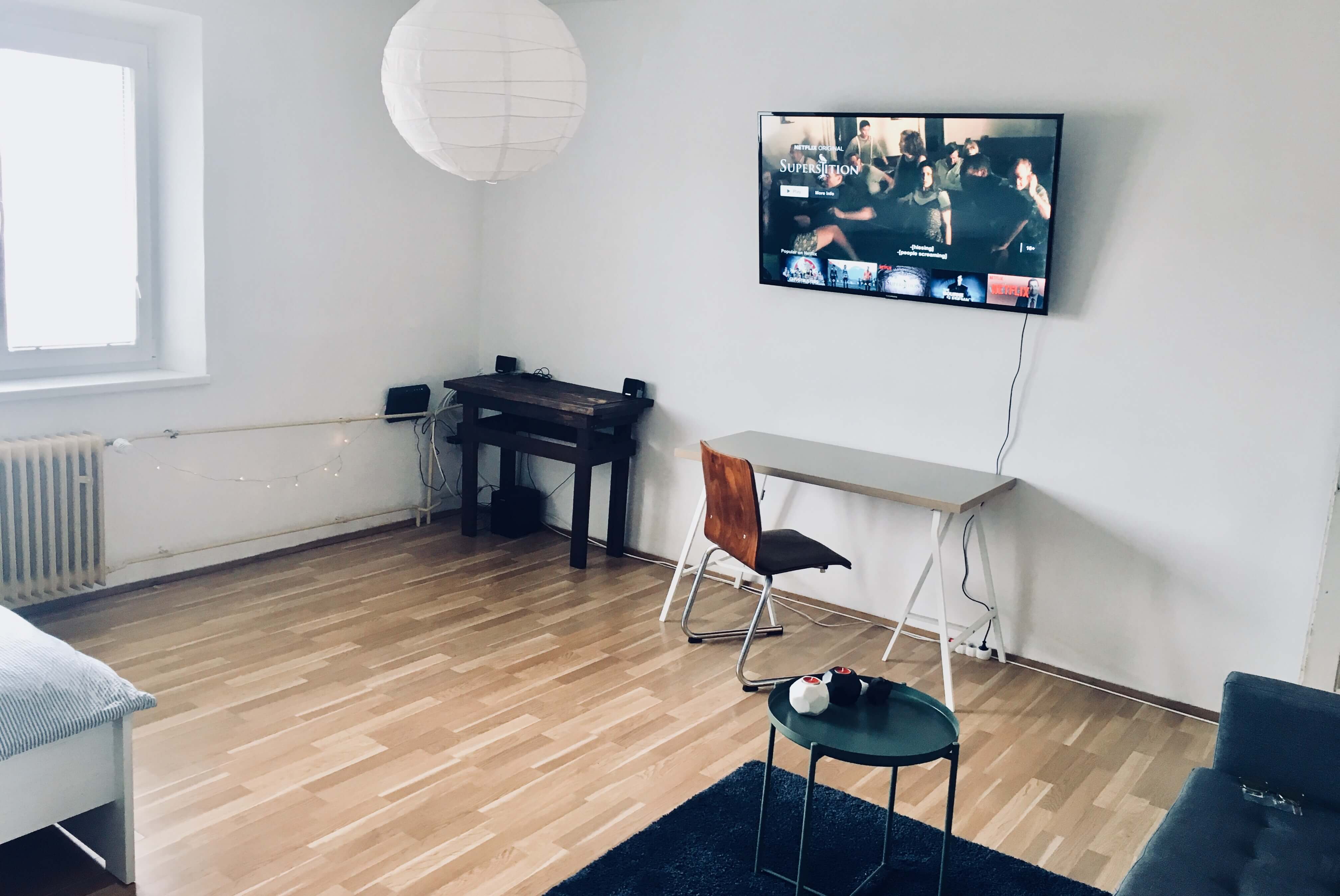 Prenajaté: Exkluzívne na prenájom 1 Izbový byt, 43 m2, pavlač 7 m2, Šancová 25, Staré mesto-1