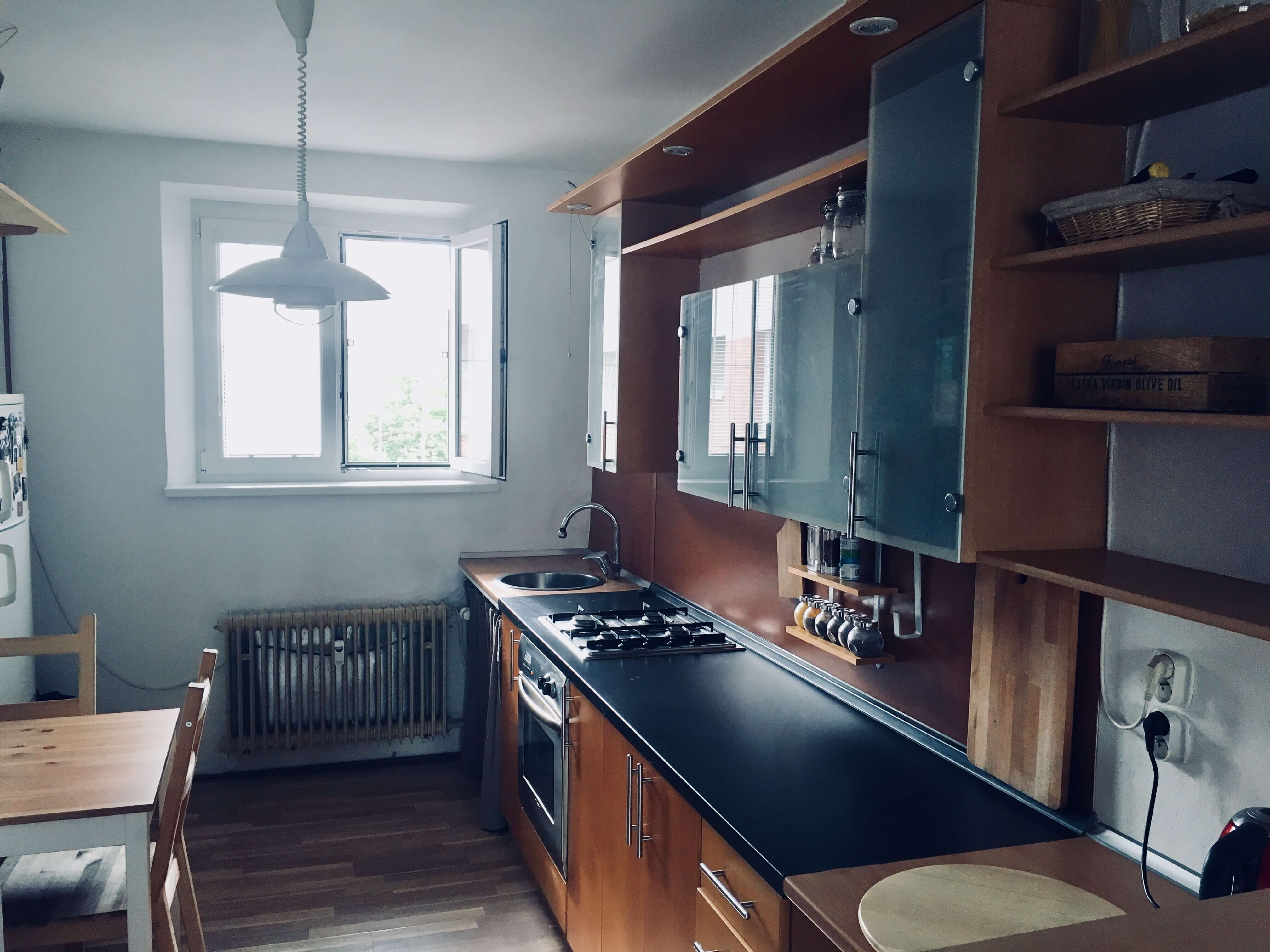 Prenajaté: Exkluzívne na prenájom 1 Izbový byt, 43 m2, pavlač 7 m2, Šancová 25, Staré mesto-3