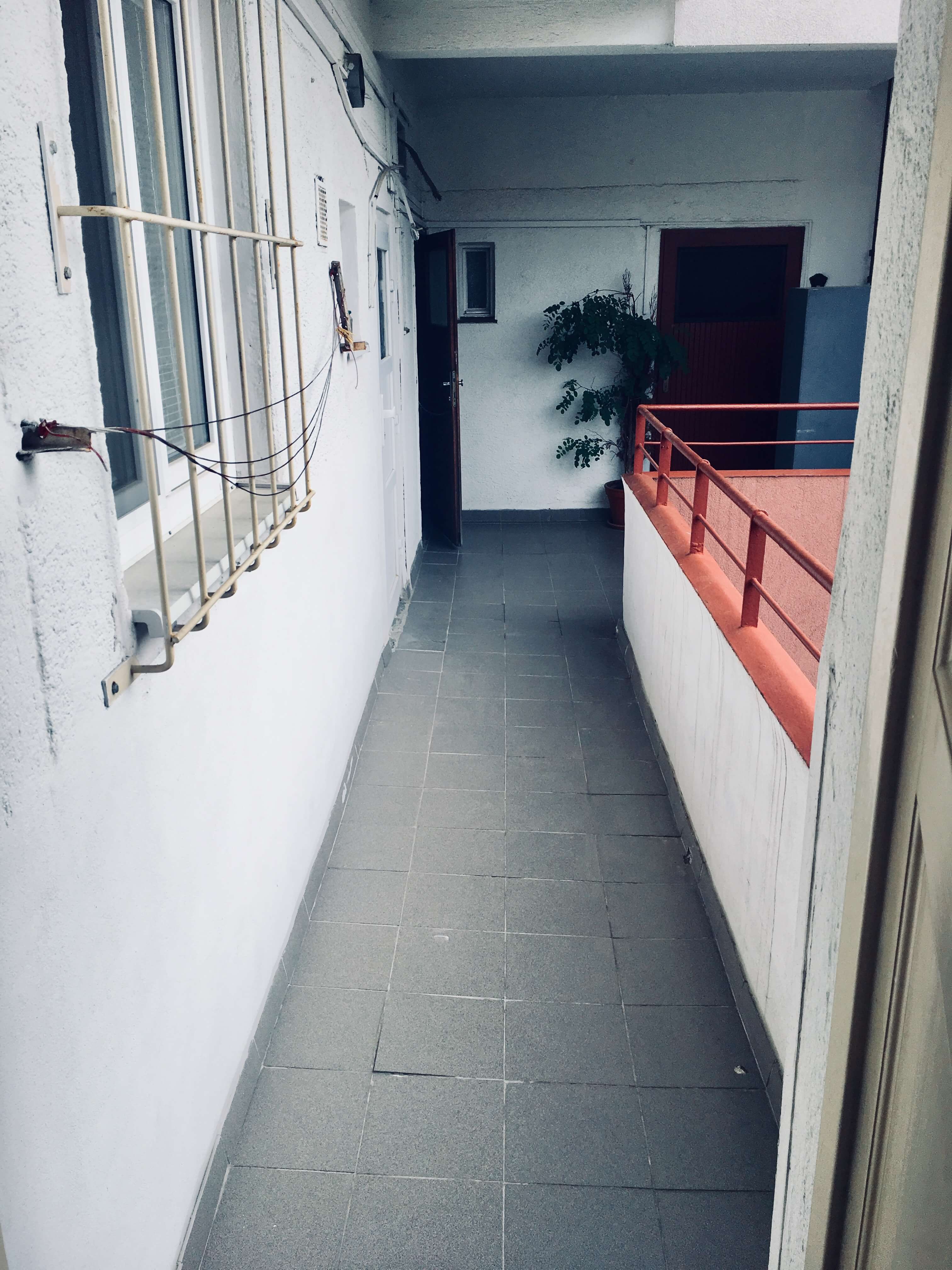 Prenajaté: Exkluzívne na prenájom 1 Izbový byt, 43 m2, pavlač 7 m2, Šancová 25, Staré mesto-5