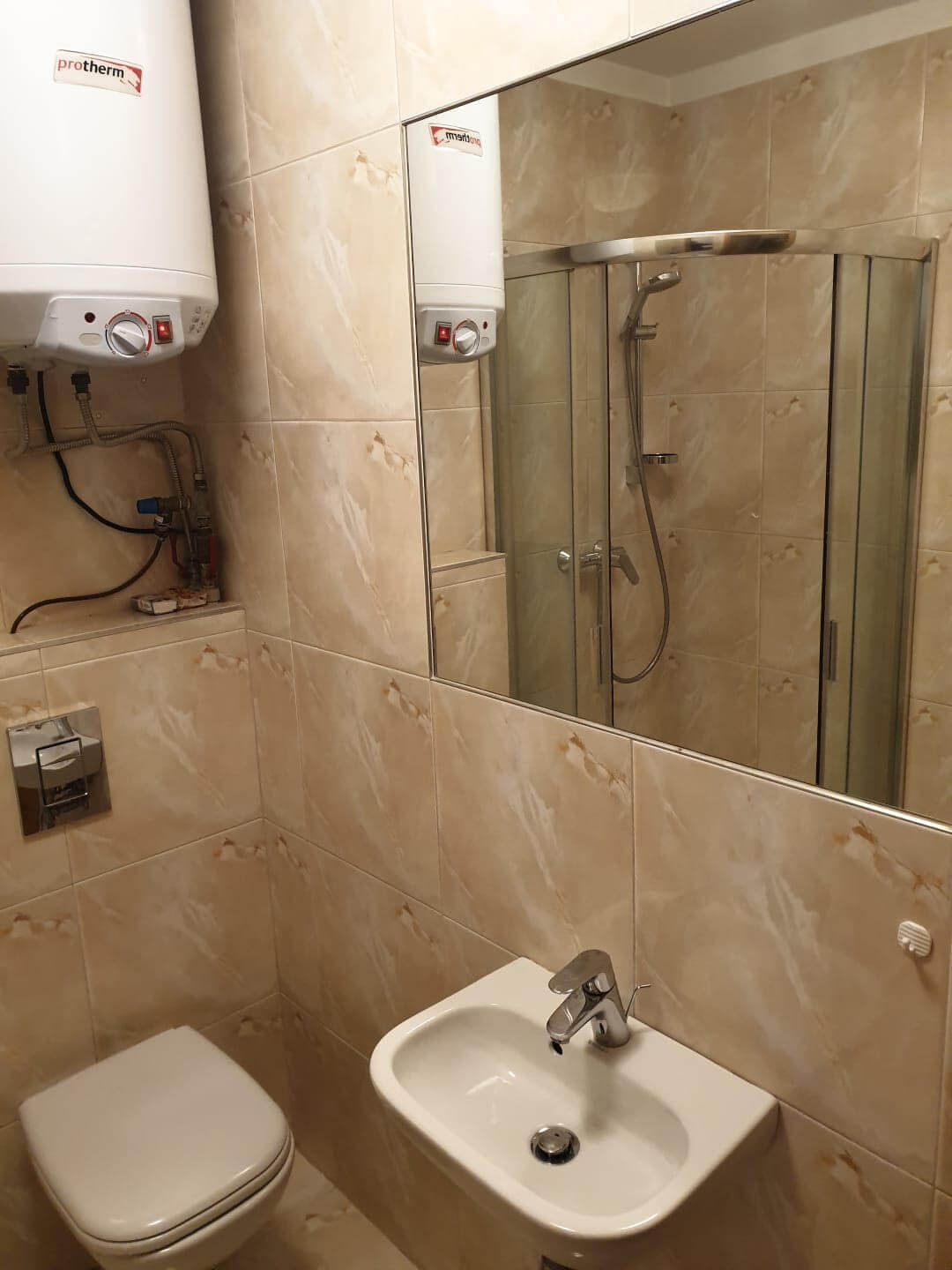 Prenajaté: Obytný atelier, 22m2, Staré Mesto, Šuleková 13, zariadený-8