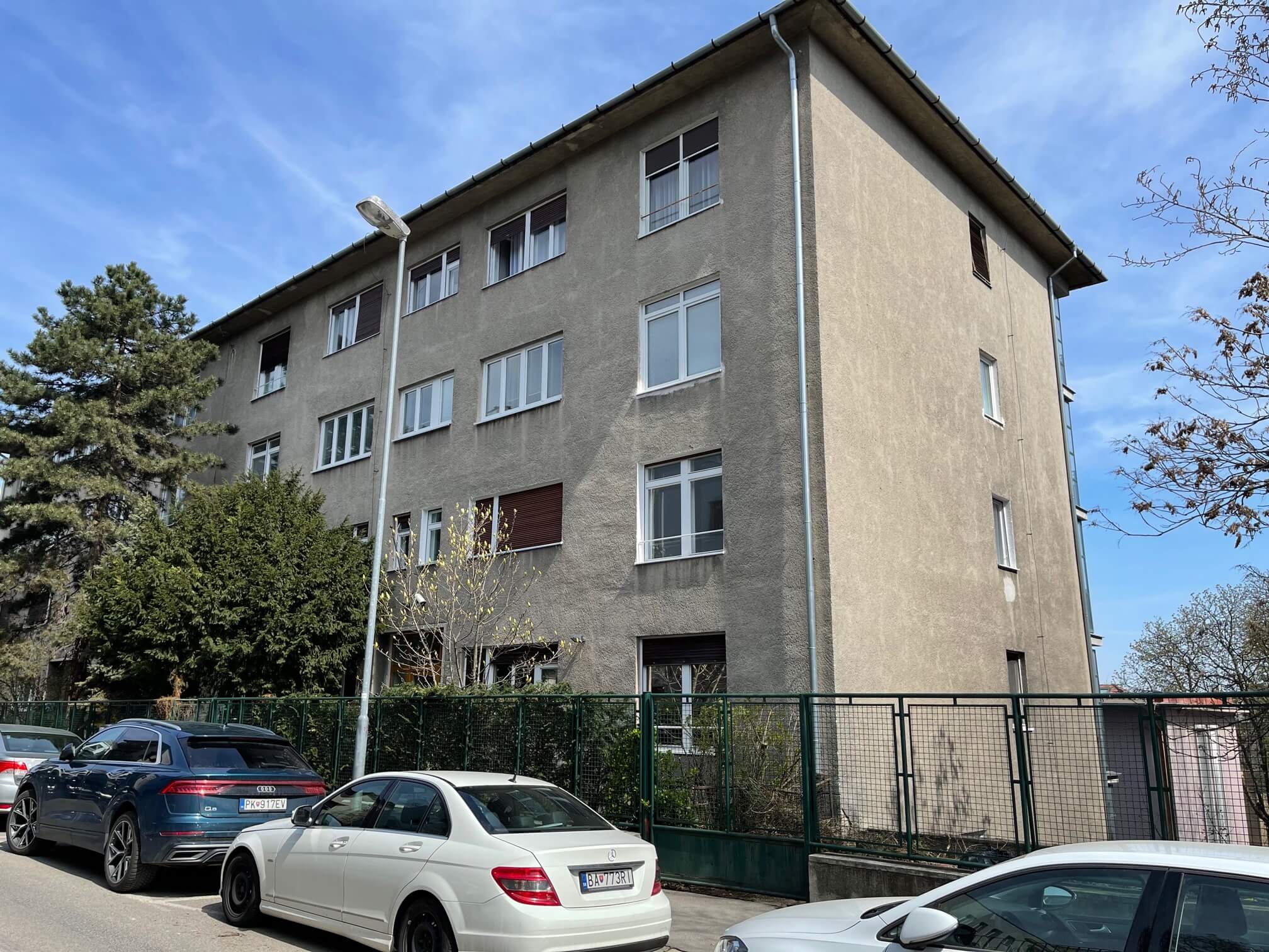 Prenajaté: Exkluzívne na prenájom 3 izbový byt, centrum, Fraňa Krála 20, 101m2, garáž + parkovacie miesto-8