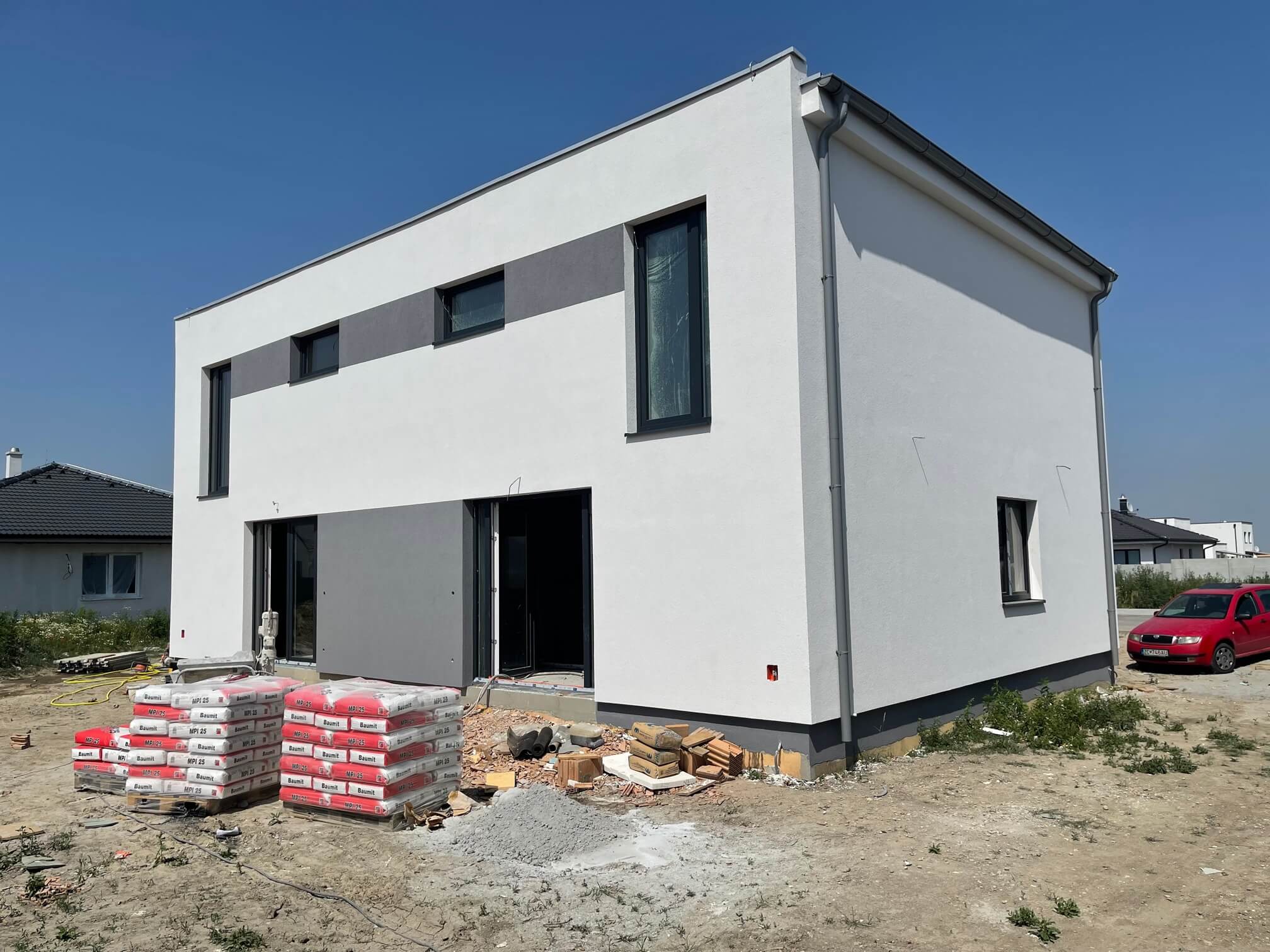 Predané: Skoladovaný: Exkluzívne posledný 4 izbový Rodinný dom, 2 poschodový, úžitková 96,43m2, pozemok 230m2, Figová Miloslavov,-23