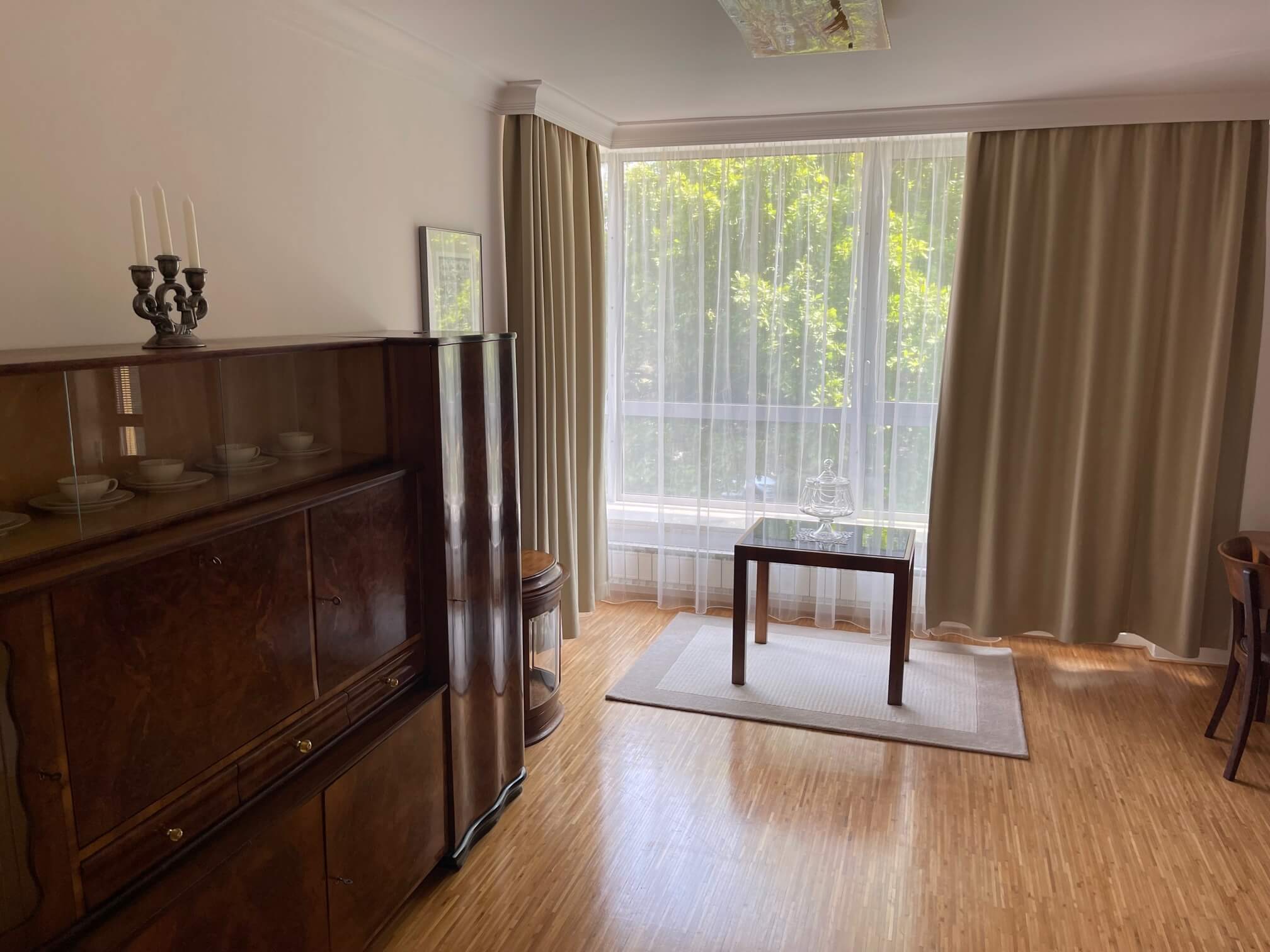 Prenajaté: 4 IZBOVÝ BYT V Šamoríne, centre, 2 POSCHODIE, ÚŽITKOVÁ 145,20M2, BALKÓN 6M2, 2x PARKOVACIE MIESTO,-40