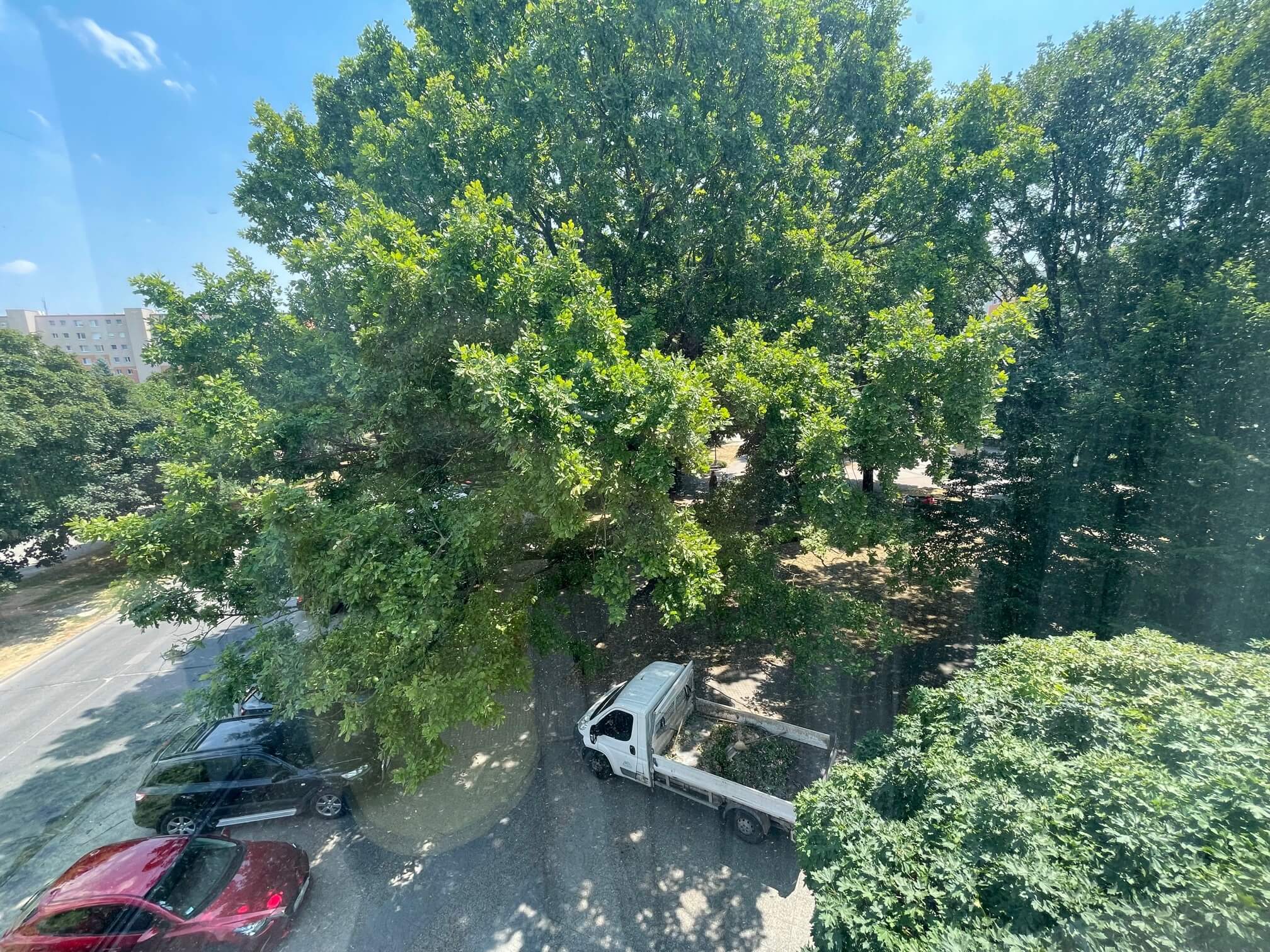 Prenajaté: 4 IZBOVÝ BYT V Šamoríne, centre, 2 POSCHODIE, ÚŽITKOVÁ 145,20M2, BALKÓN 6M2, 2x PARKOVACIE MIESTO,-37