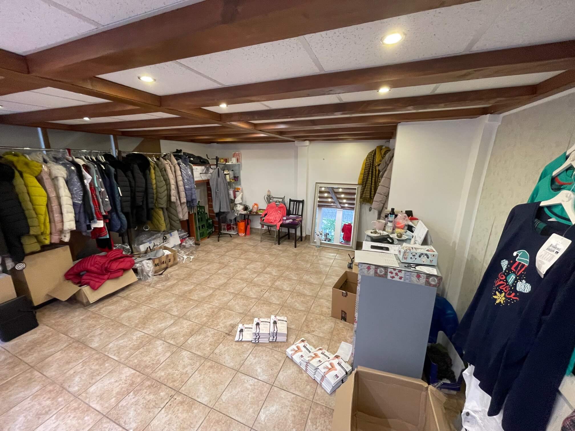 Prenajaté: Obchodný priestor na prenájom, úžitková 42m2,  Košická 42, 2xwc, kuchynka, sklad-2