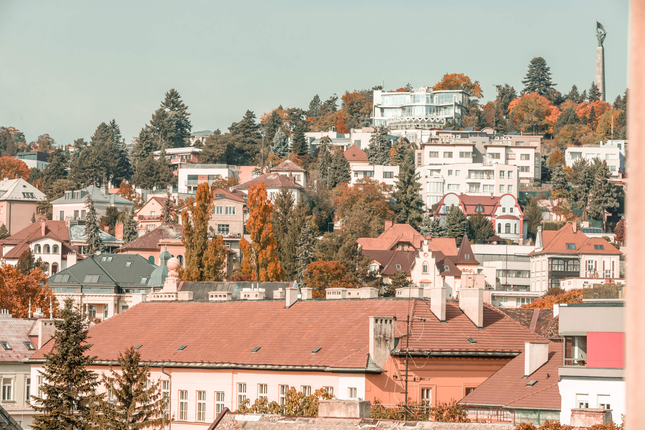 Exkluzívna novostavba na predaj, 3 izbový luxusný byt, Staré Mesto, Konventná, úžitková 146,18m2, najvyššie poschodie, výhľad na celú Bratislavu-63