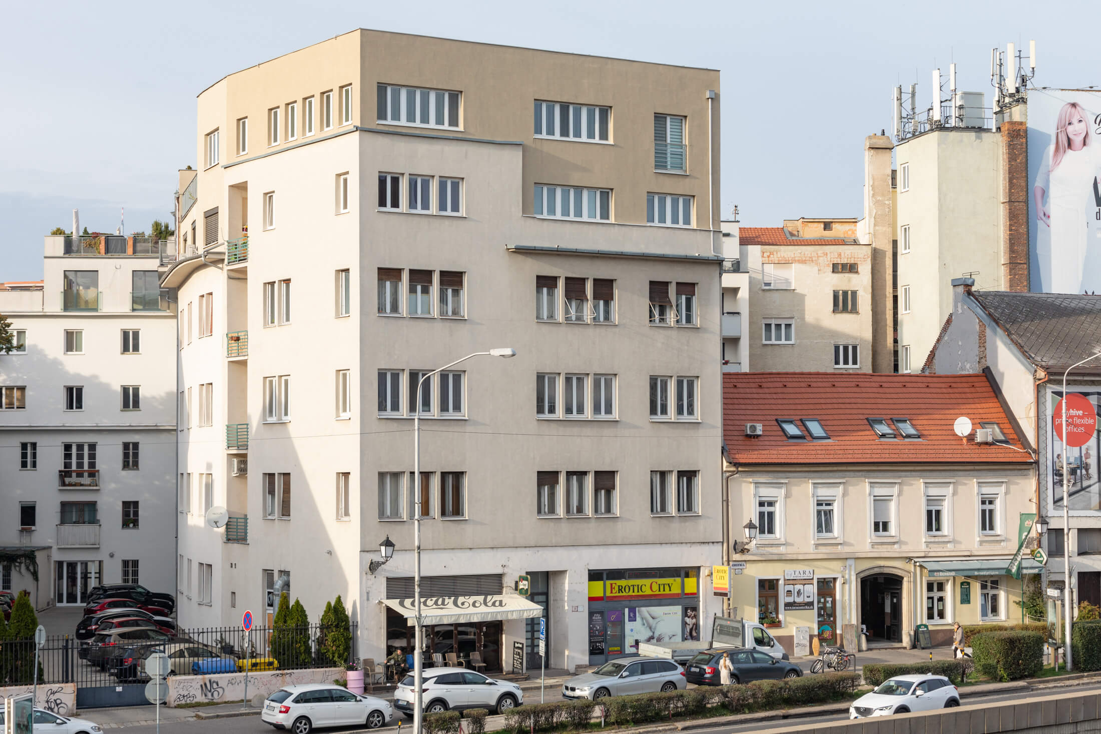 Exkluzívna novostavba na predaj, 3 izbový luxusný byt, Staré Mesto, Konventná, úžitková 146,18m2, najvyššie poschodie, výhľad na celú Bratislavu-14