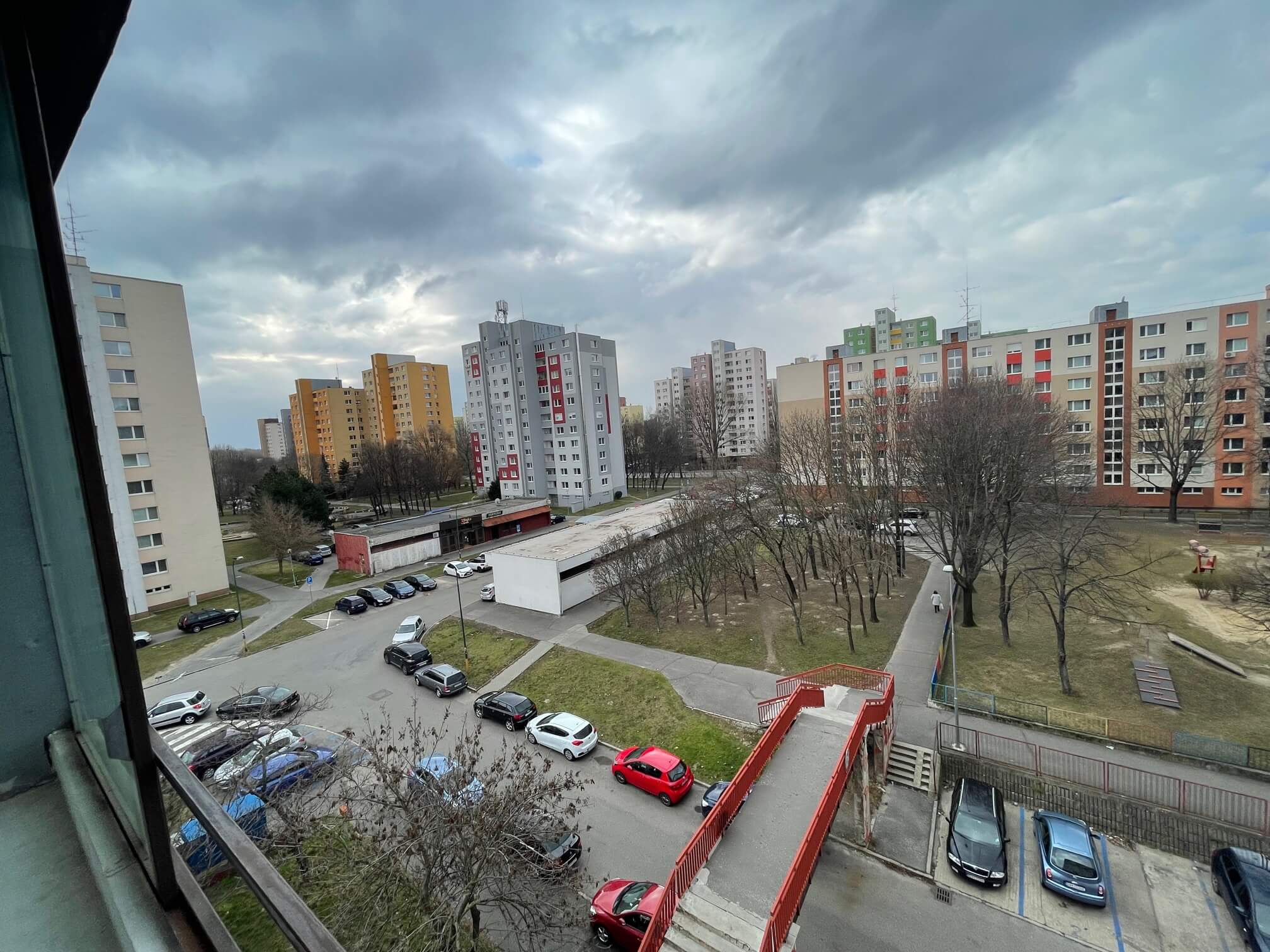 Predané: EXKLUZÍVNE NA PREDAJ 3 IZBOVÝ BYT, 78,16M2 + 4m2 balkón, Blagoevová 24, Petržalka, oproti Ekonomickej univerzite-37