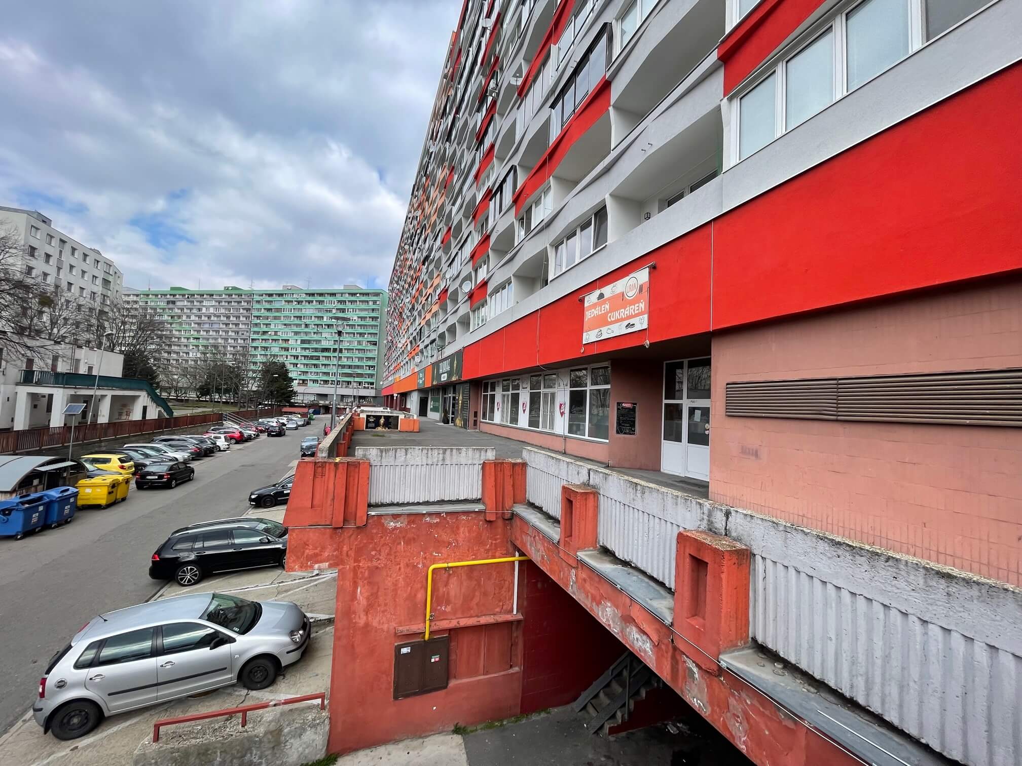 Predané: EXKLUZÍVNE NA PREDAJ 3 IZBOVÝ BYT, 78,16M2 + 4m2 balkón, Blagoevová 24, Petržalka, oproti Ekonomickej univerzite-13