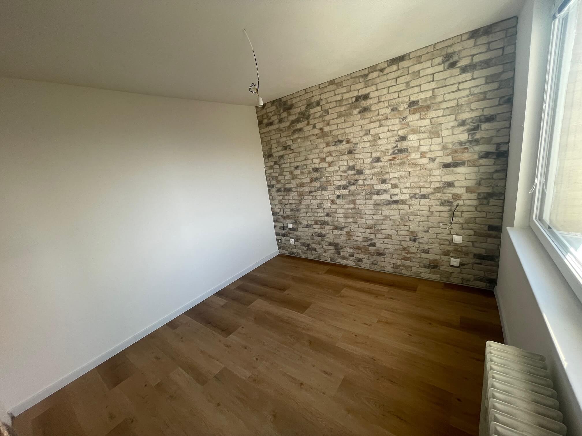 Predané: Na predaj 3 izbový slnečný byt, kompletná rekonštrukcia, Sadmelijská Rača, 66,40m2, loggia 6,43m2, 8 poschodie-32