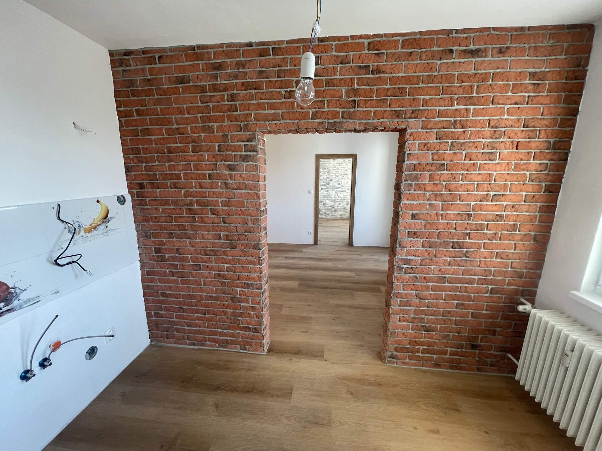 Predané: Na predaj 3 izbový slnečný byt, kompletná rekonštrukcia, Sadmelijská Rača, 66,40m2, loggia 6,43m2, 8 poschodie-12
