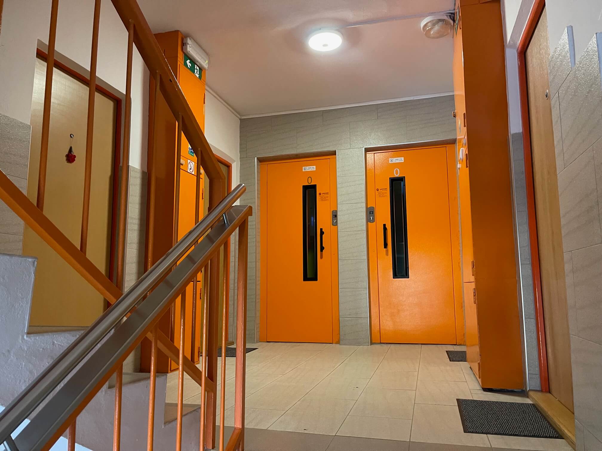 Predané: Na predaj 3 izbový slnečný byt, kompletná rekonštrukcia, Sadmelijská Rača, 66,40m2, loggia 6,43m2, 8 poschodie-42