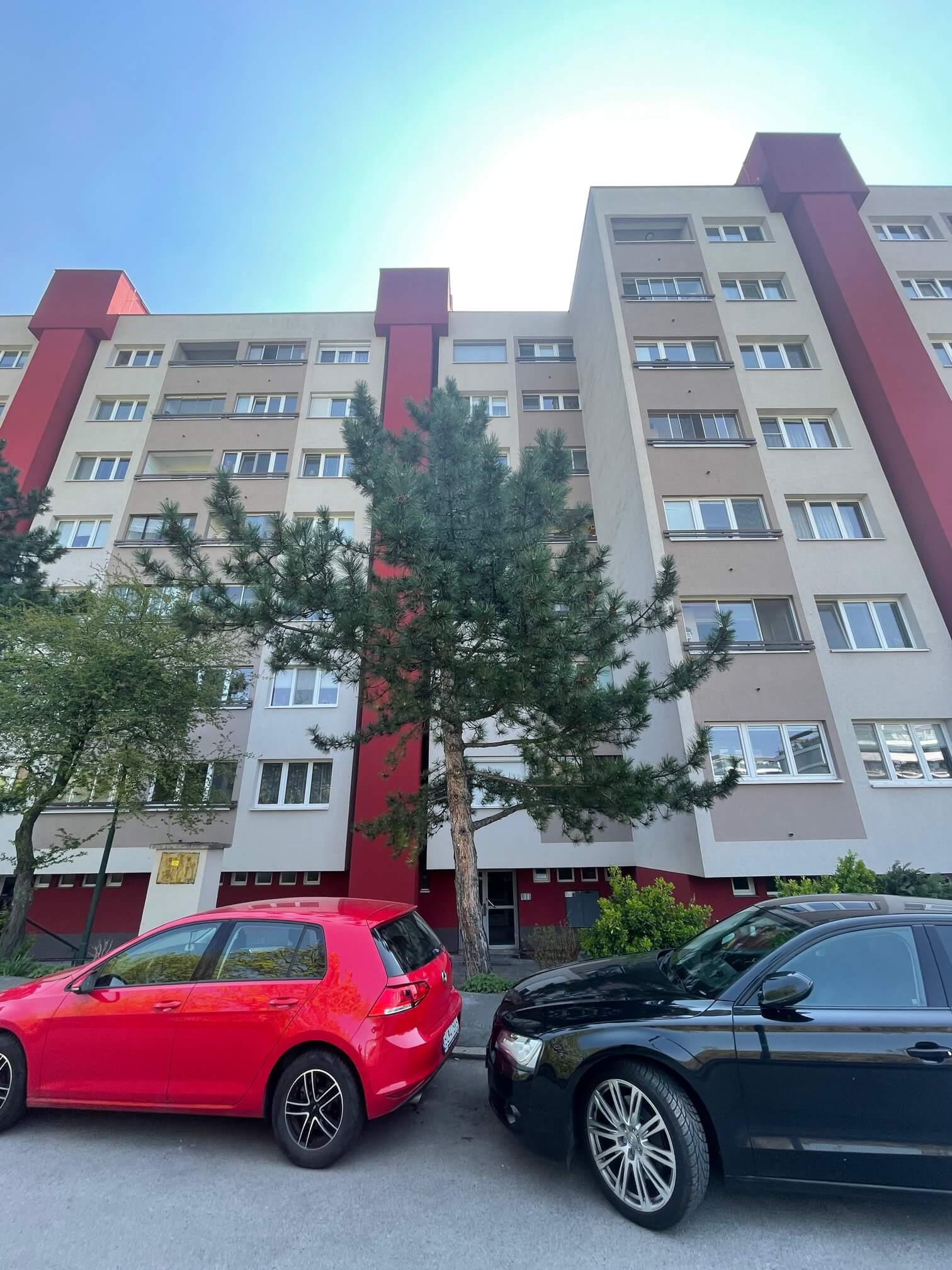 Na prenájom 1 izbový byt, Karpatské Námestie 18, Rača, úžitková plocha 30m2,balkón 3m2-19