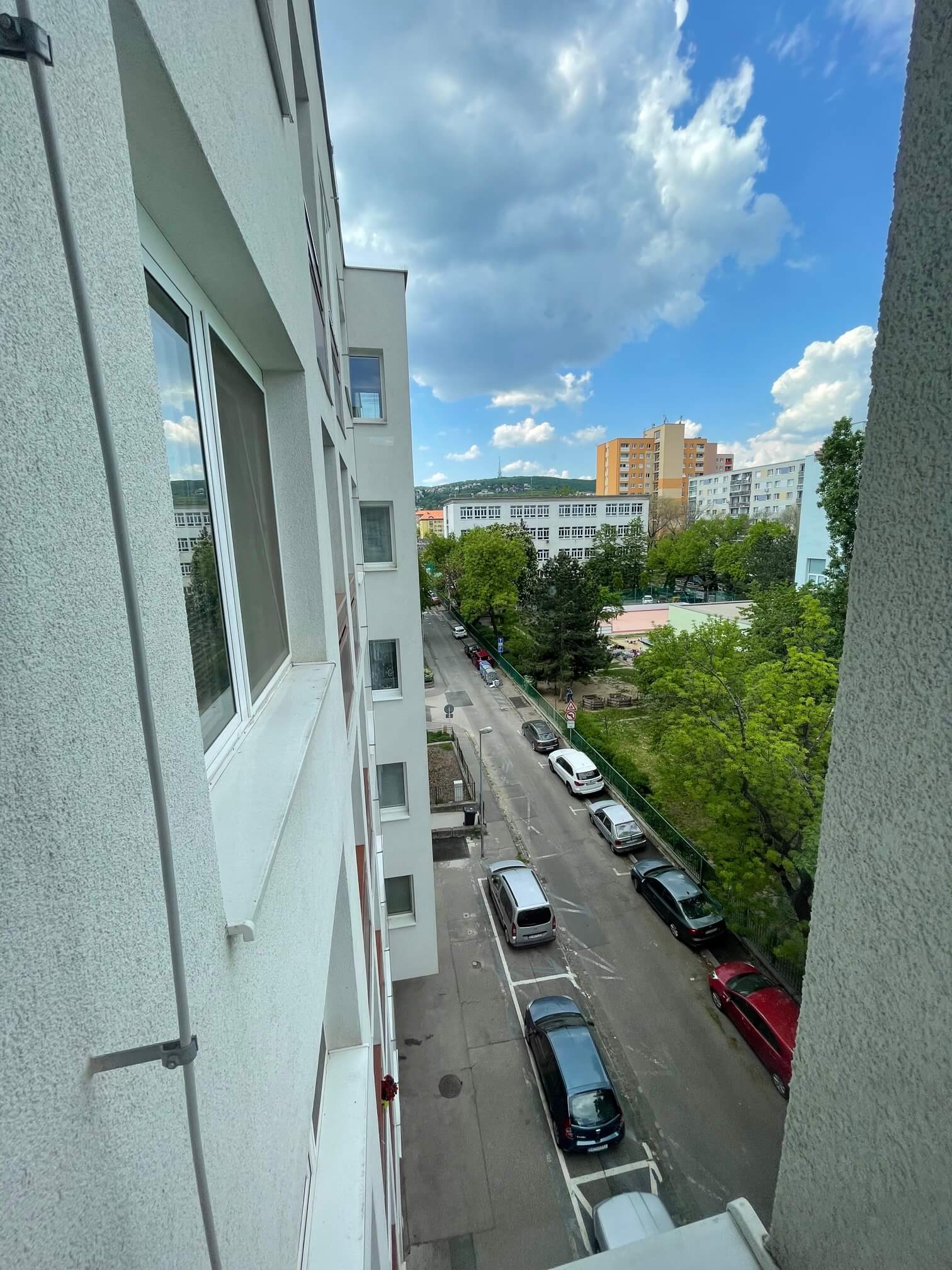 Prenajaté: Na prenájom 2 izbový byt, Česká 7, 54m2, Nové Mesto, pri NTC, Pri OC Centrál-15