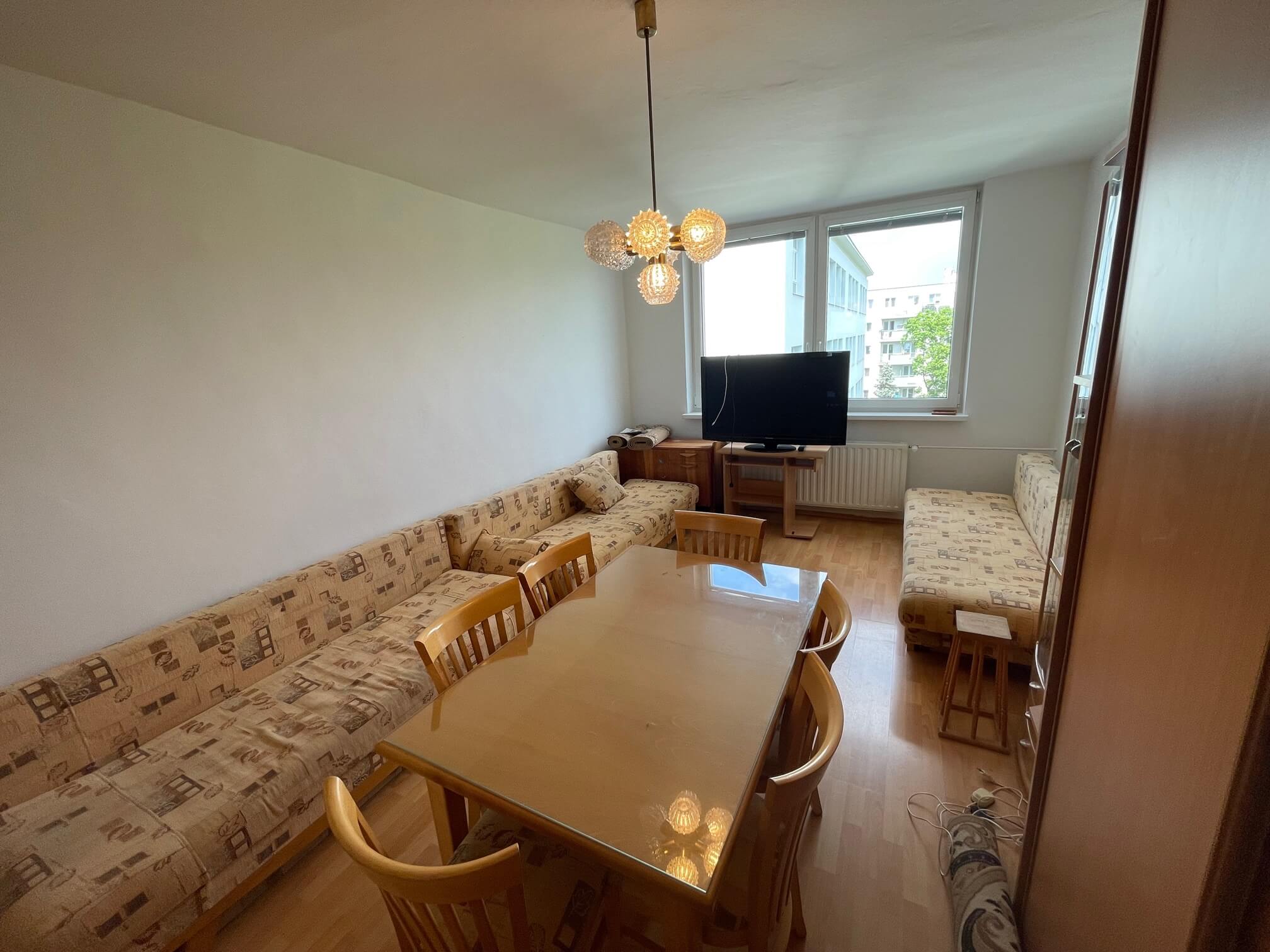 Prenajaté: Na prenájom 2 izbový byt, Česká 7, 54m2, Nové Mesto, pri NTC, Pri OC Centrál-0