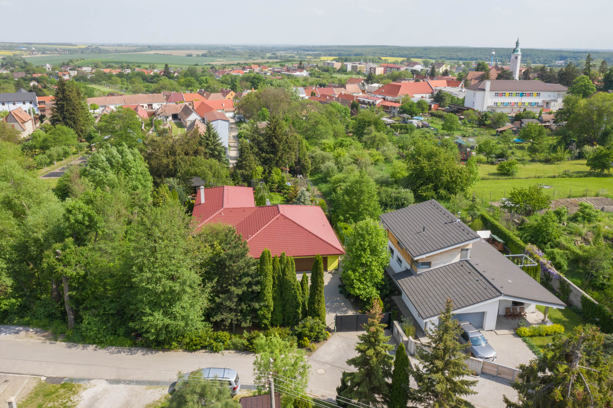 Rodinný dom v obci Častá, 4 izbový, úžitková plocha 213,05m2, pozemok 1687m2, garáž-17