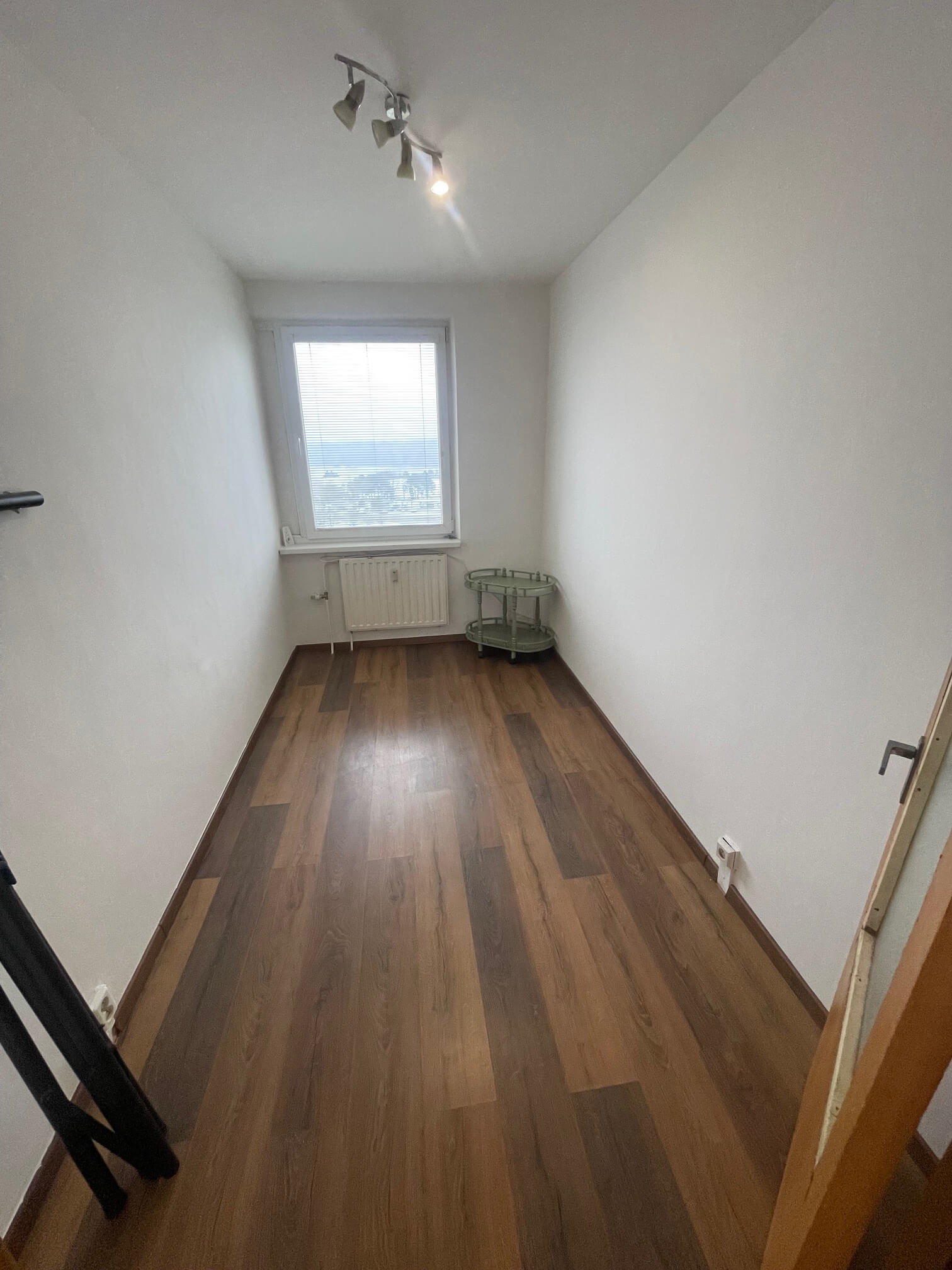 Predané: Na predaj 3 izbový byt, úžitková 68,50m2, Znievska 13, 9 nadzemné podlažie, v Petržalke oproti Draždiaku-11