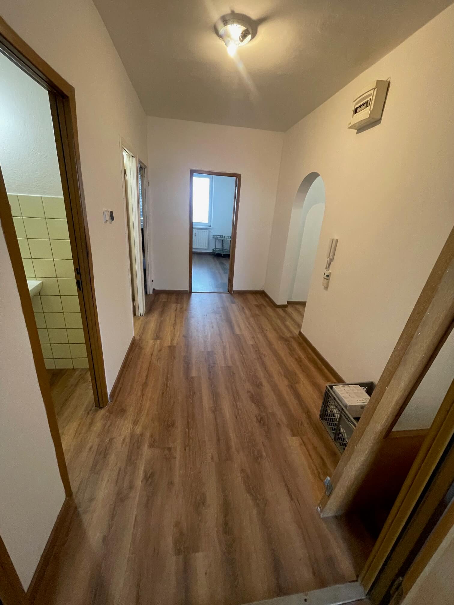 Predané: Na predaj 3 izbový byt, úžitková 68,50m2, Znievska 13, 9 nadzemné podlažie, v Petržalke oproti Draždiaku-9