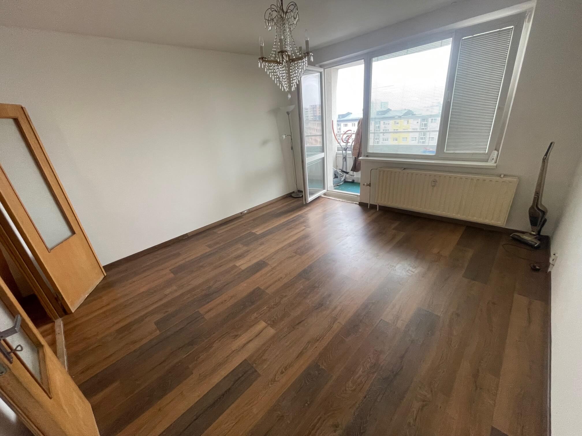 Predané: Na predaj 3 izbový byt, úžitková 68,50m2, Znievska 13, 9 nadzemné podlažie, v Petržalke oproti Draždiaku-7