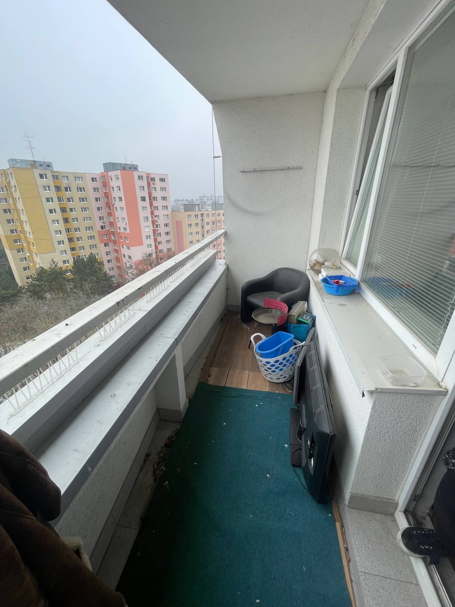 Predané: Na predaj 3 izbový byt, úžitková 68,50m2, Znievska 13, 9 nadzemné podlažie, v Petržalke oproti Draždiaku-16