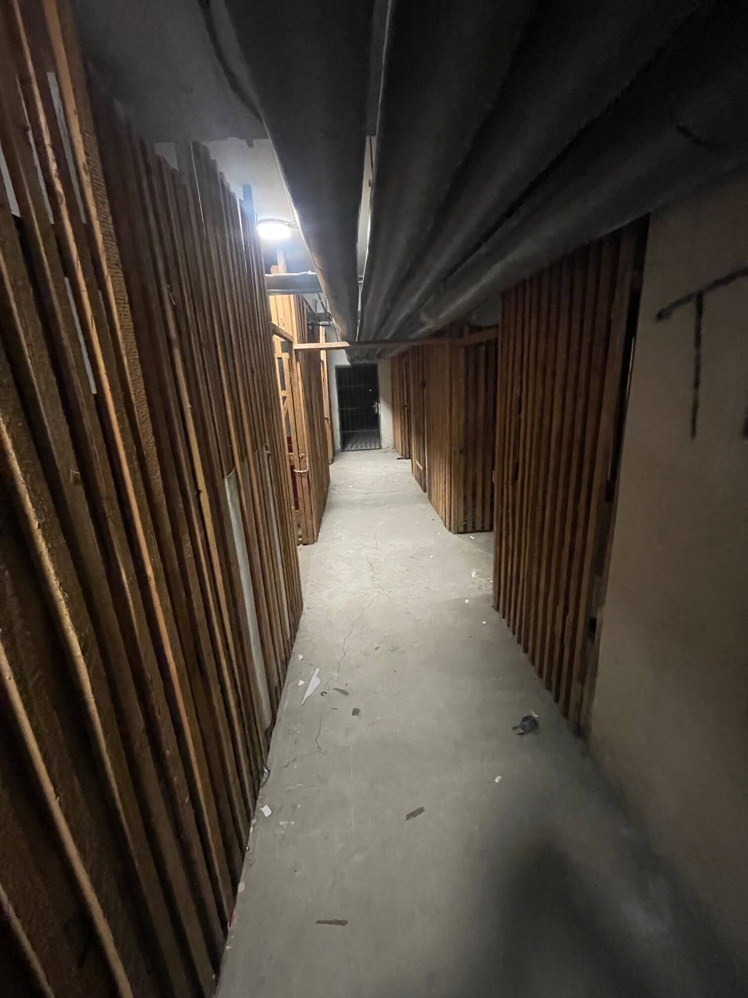 Predané: Na predaj 3 izbový byt, úžitková 68,50m2, Znievska 13, 9 nadzemné podlažie, v Petržalke oproti Draždiaku-21