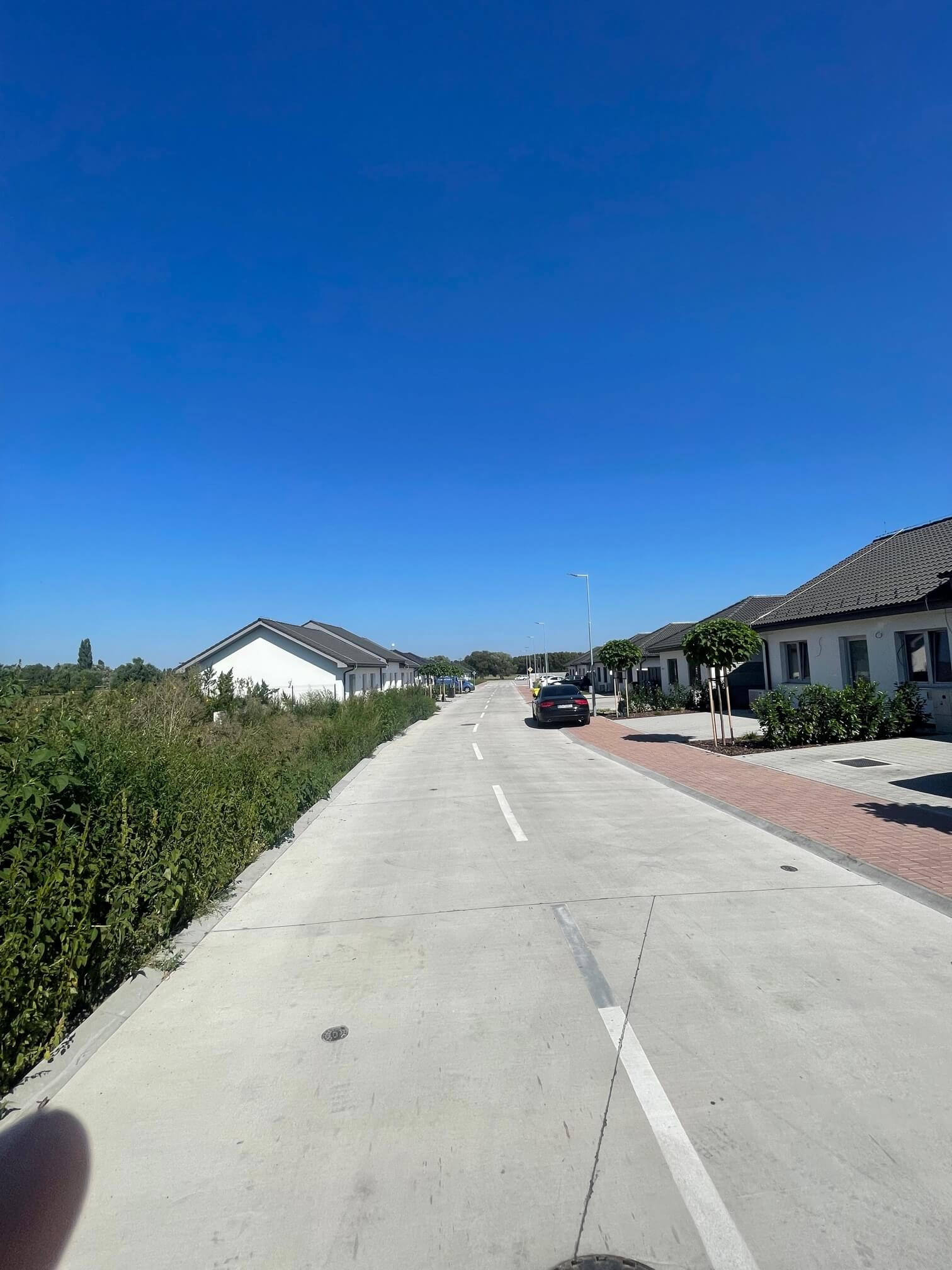 Na predaj Novostavba, Jakubov posledné 3 štvorizbové byty z dvoch trojdomov, úžitková 73,53m2, pozemok 211m2-52