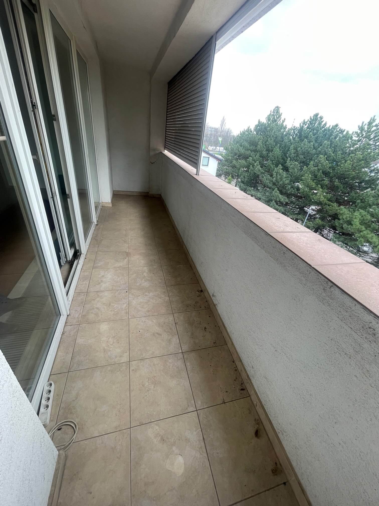 3 izbový byt, Vajnorská, úžitková plocha 113m2, plus loggia 8m2, balkón 6m2, pivnica, garáž, 2 parkovacie miesta vonku-37