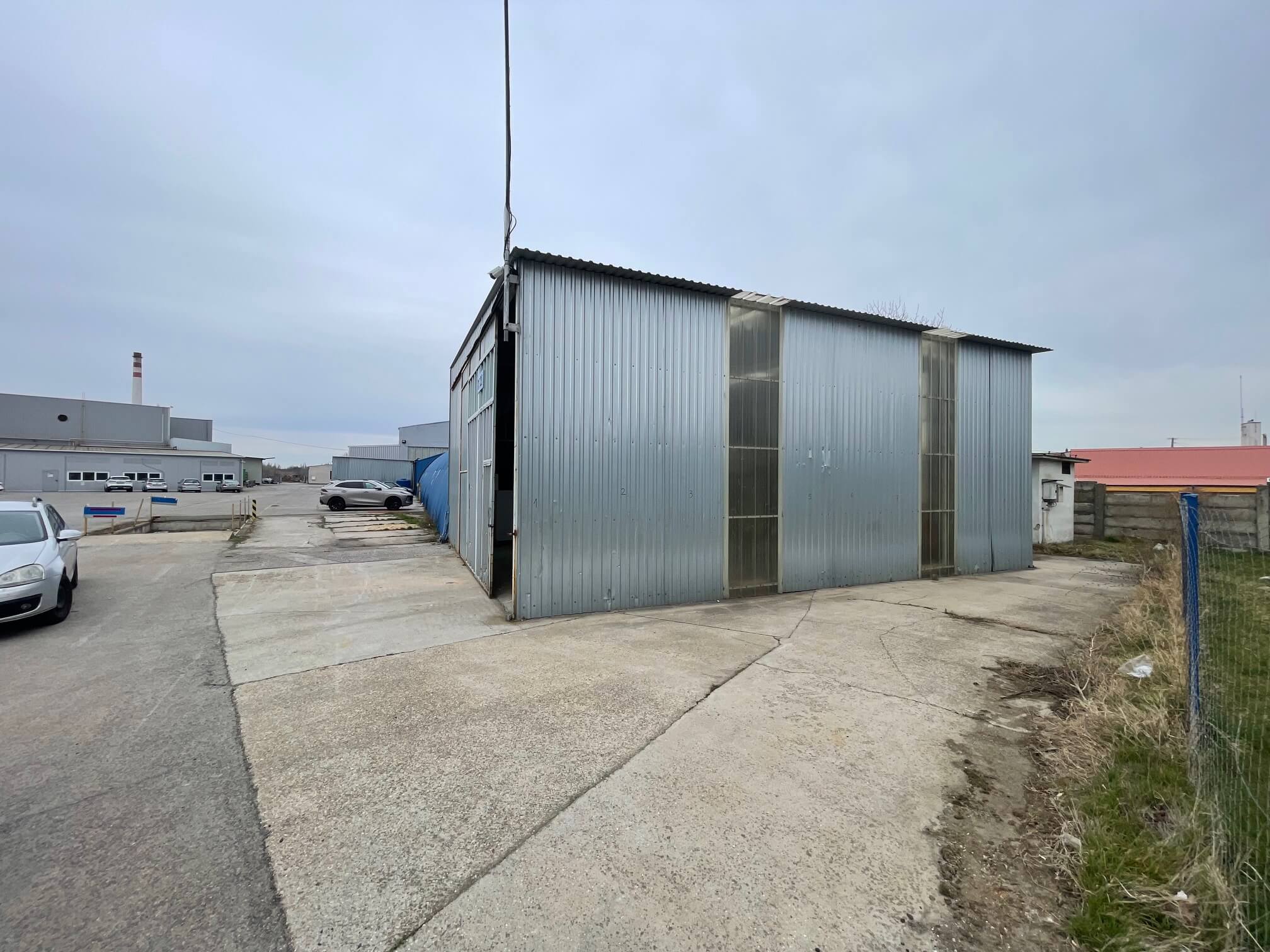 Hala na skladovanie, výrobu na prenájom 450m2, Sereď-9