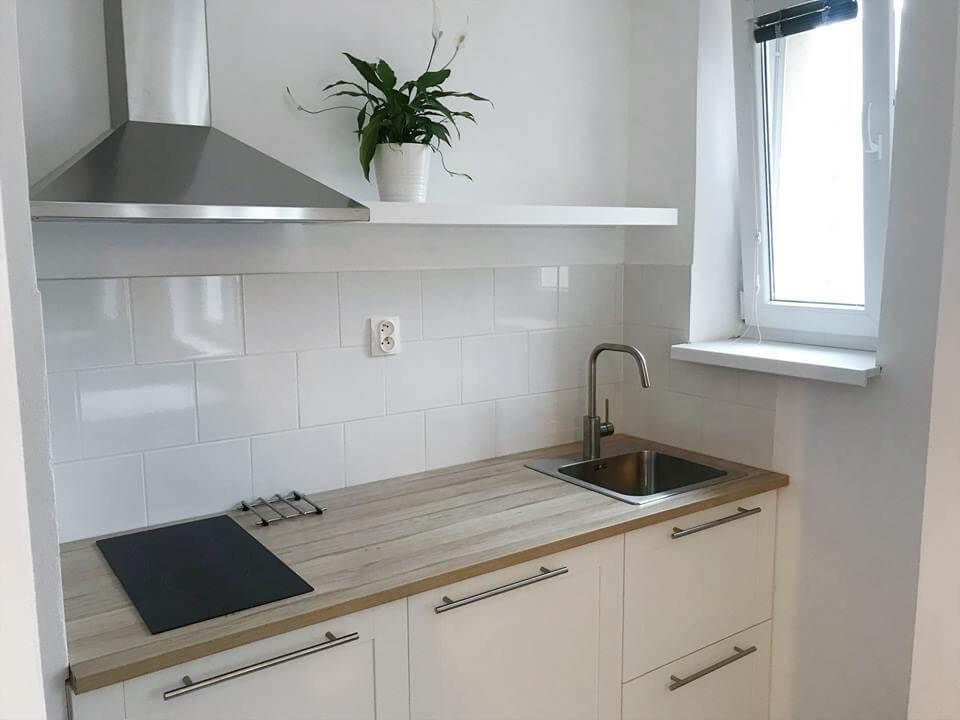 Predané: Predaj 1 izbový zrekonštruovaný byt, 28m2, Osadná ulica Bratislava Nové Mesto-2