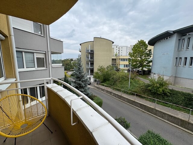 4 izbový byt prerobený na veľký 3 izbový, 124,9m2, podzemné parkovisko 1 miesto-25