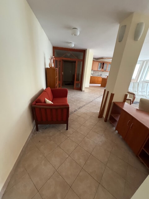 4 izbový byt prerobený na veľký 3 izbový, 124,9m2, podzemné parkovisko 1 miesto-7