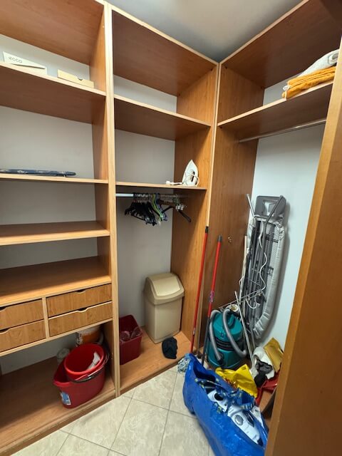 4 izbový byt prerobený na veľký 3 izbový, 124,9m2, podzemné parkovisko 1 miesto-22